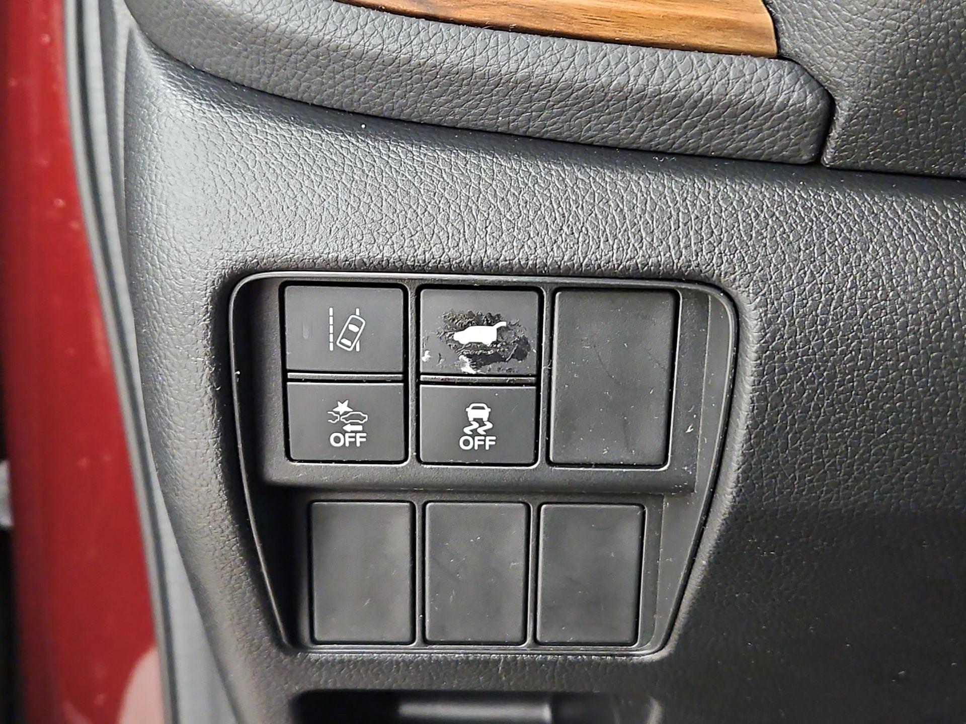 Thumbnail: 2017 Honda CR-V - 13