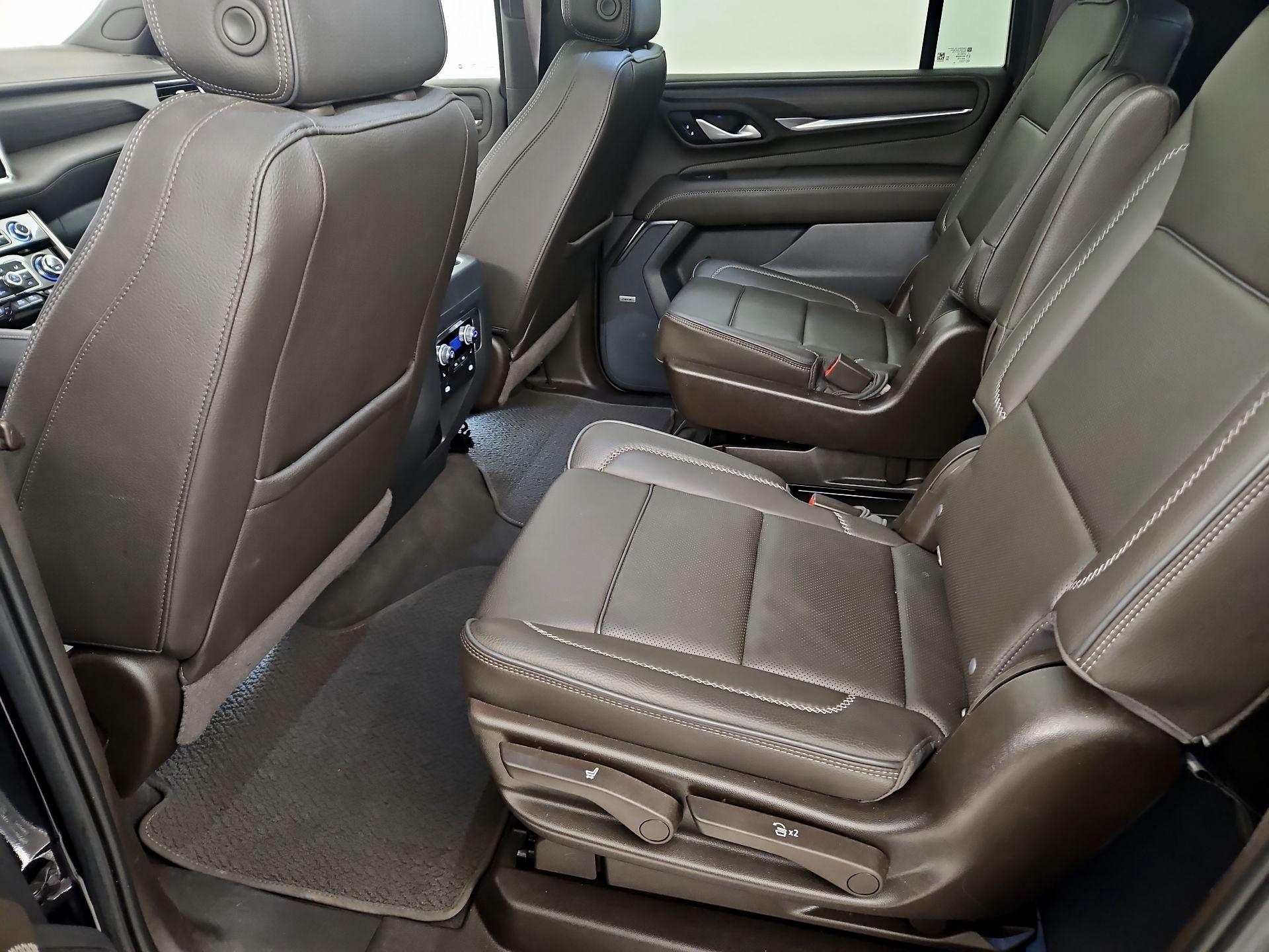 Thumbnail: 2022 GMC Yukon XL - 20