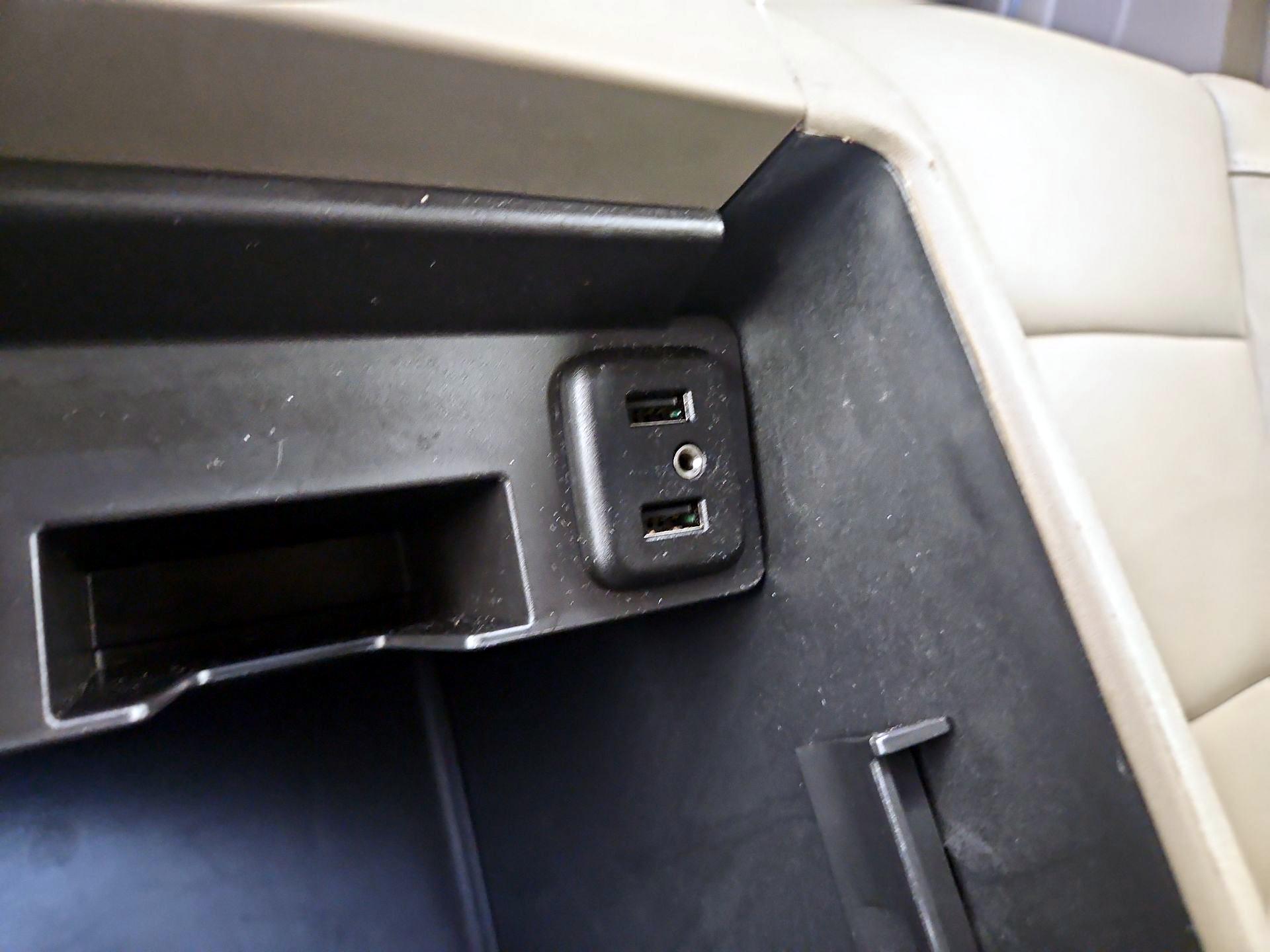 Thumbnail: 2016 Chevrolet Tahoe - 19