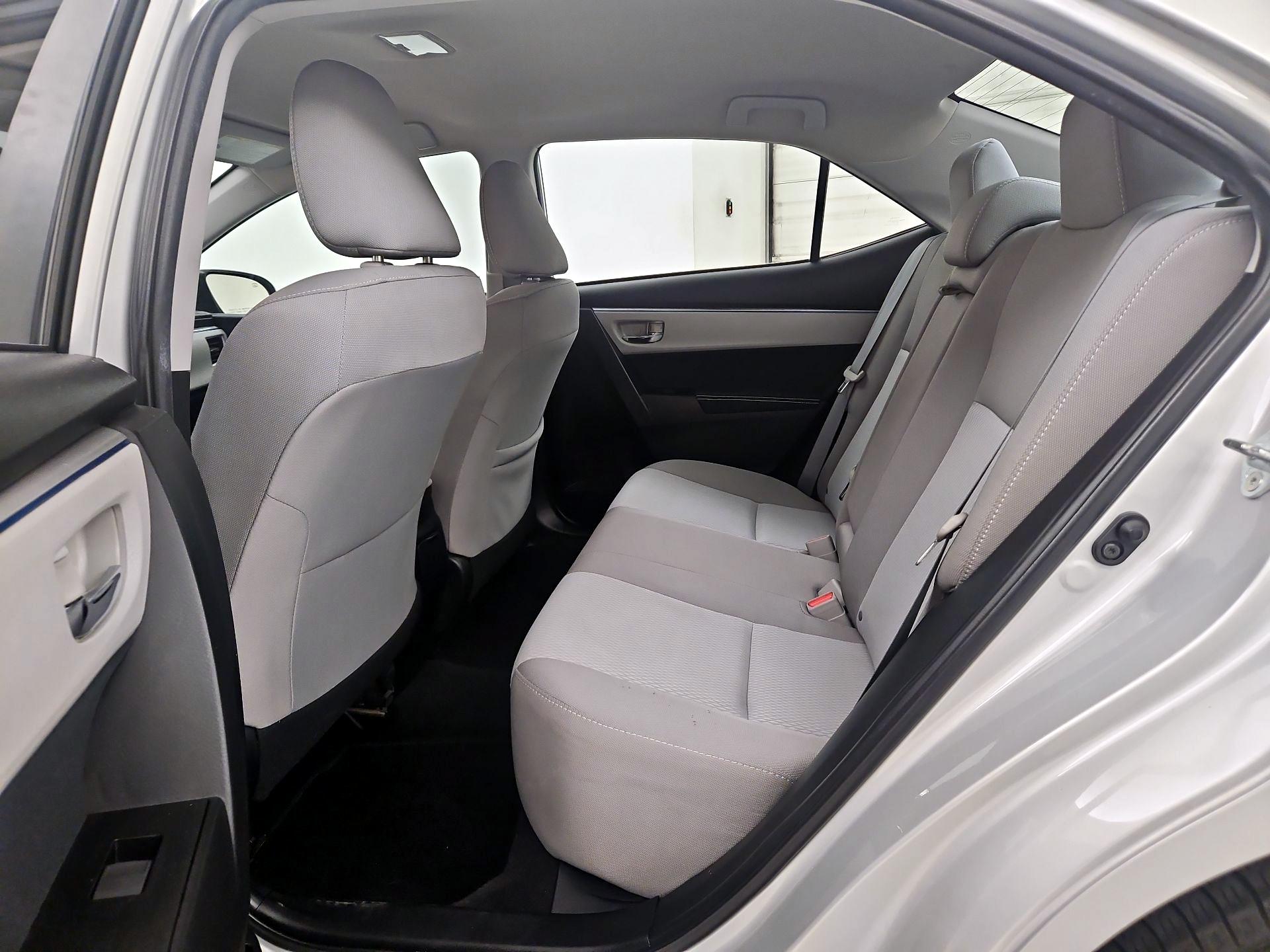 Thumbnail: 2015 Toyota Corolla - 19