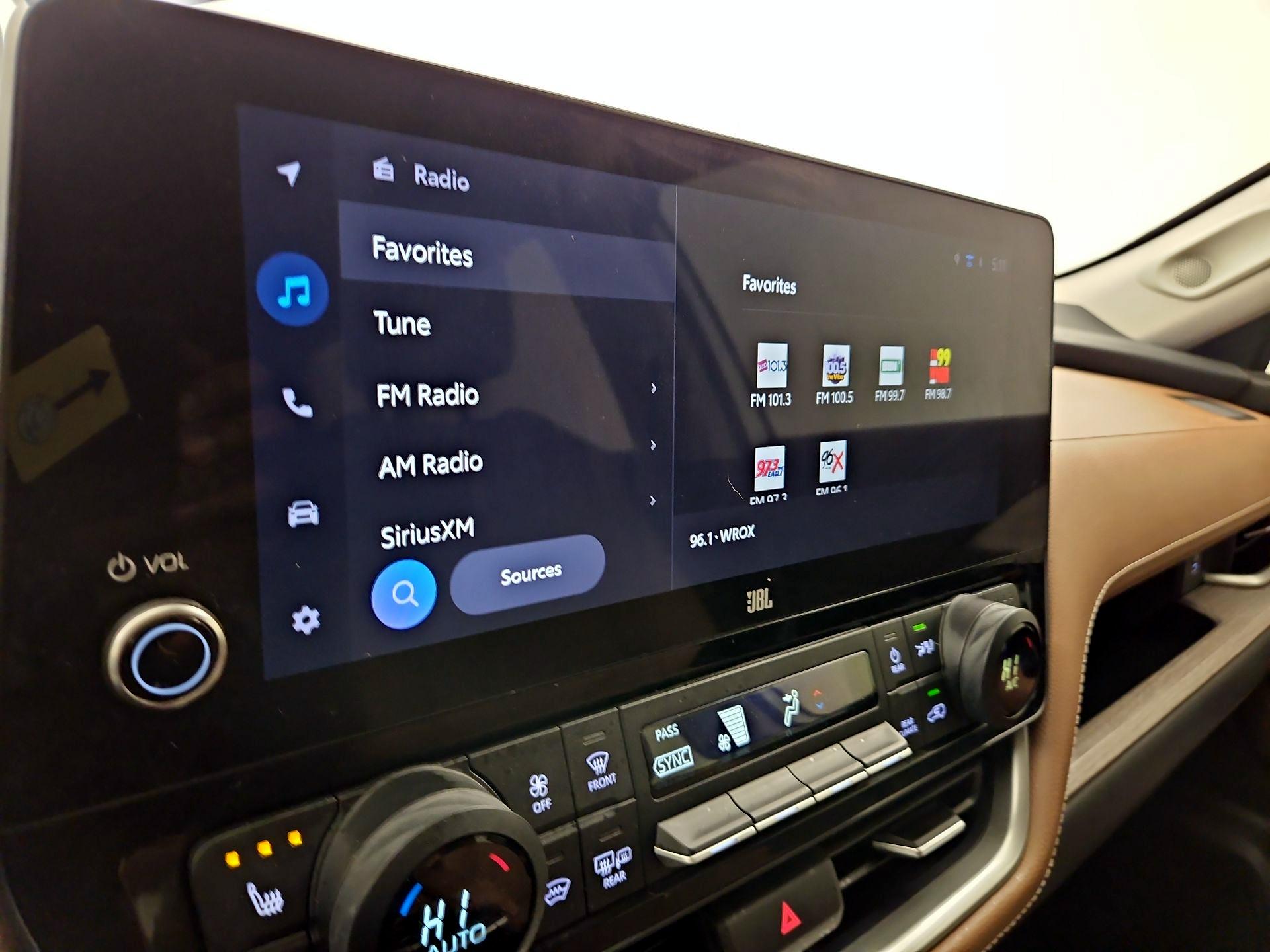 Thumbnail: 2024 Toyota Grand Highlander - 16