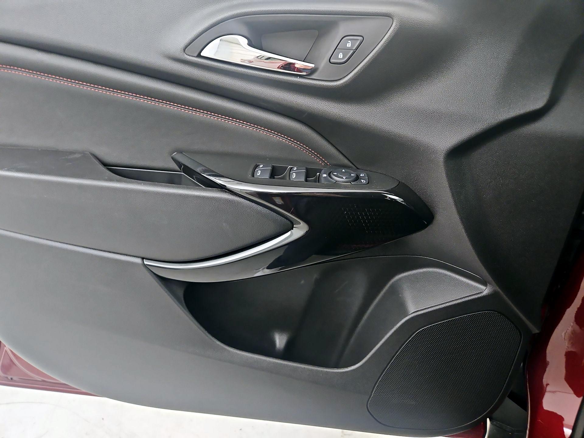 Thumbnail: 2025 Chevrolet Trax - 12