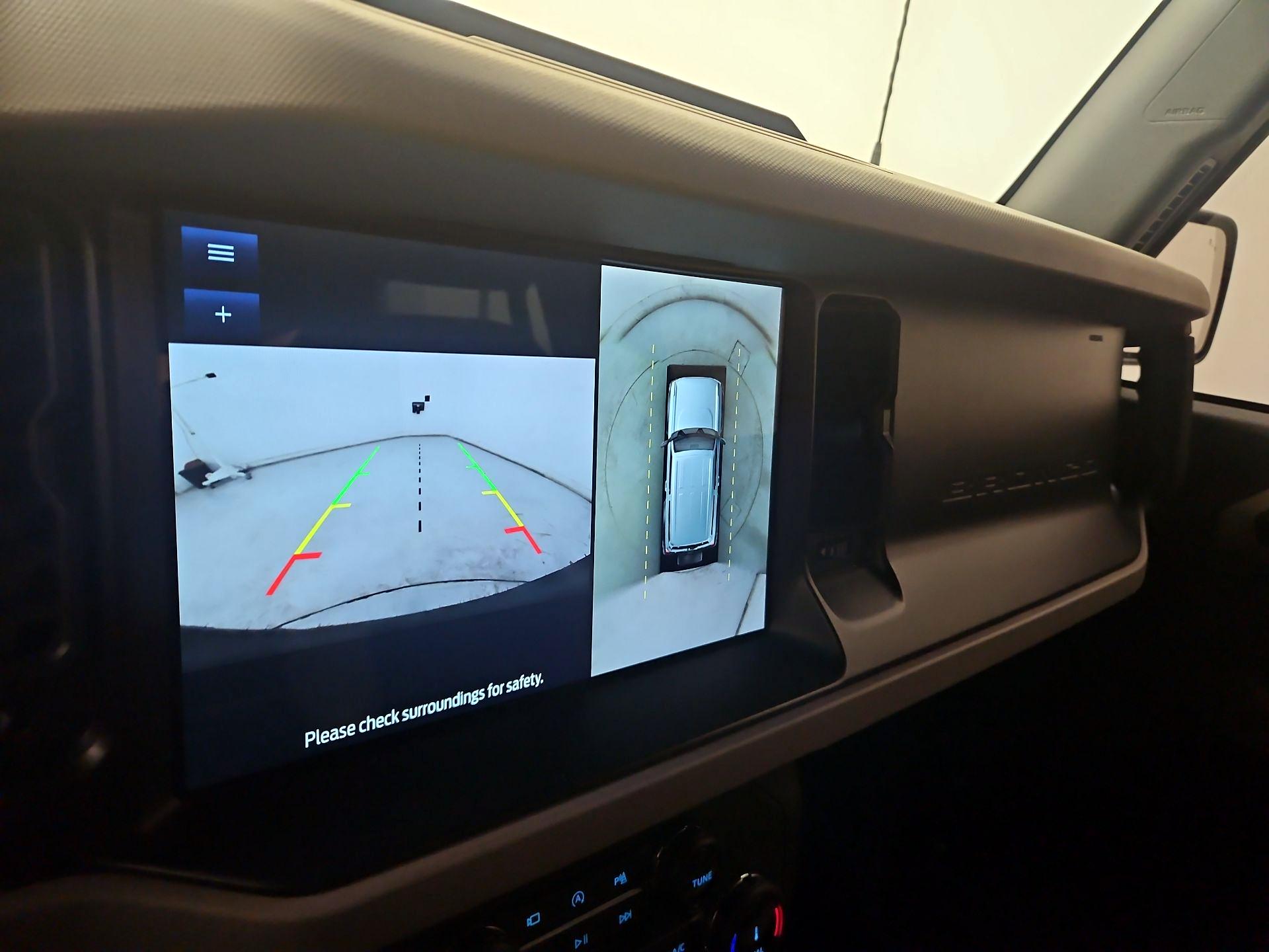 Thumbnail: 2022 Ford Bronco - 15