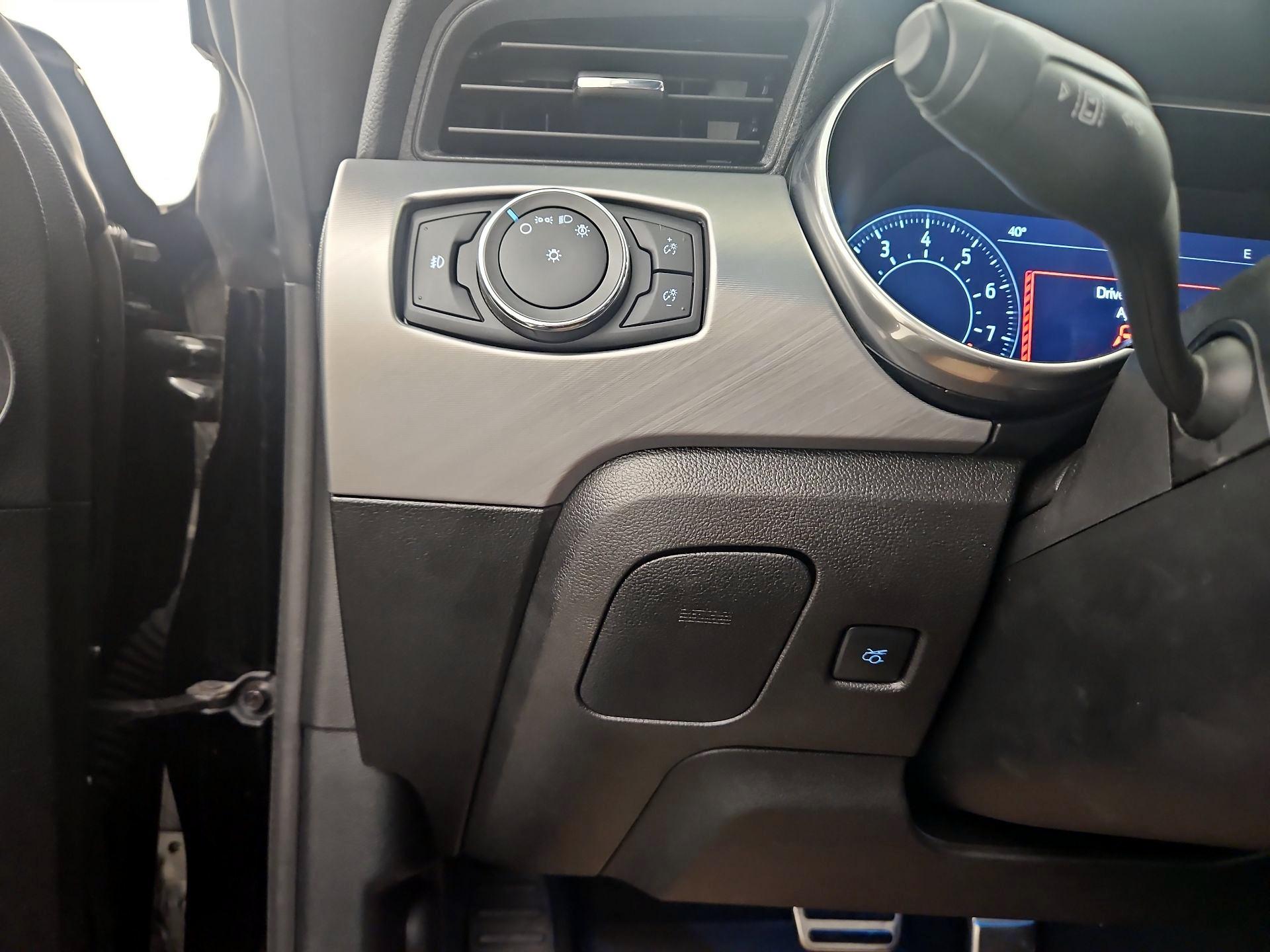 Thumbnail: 2022 Ford Mustang - 13