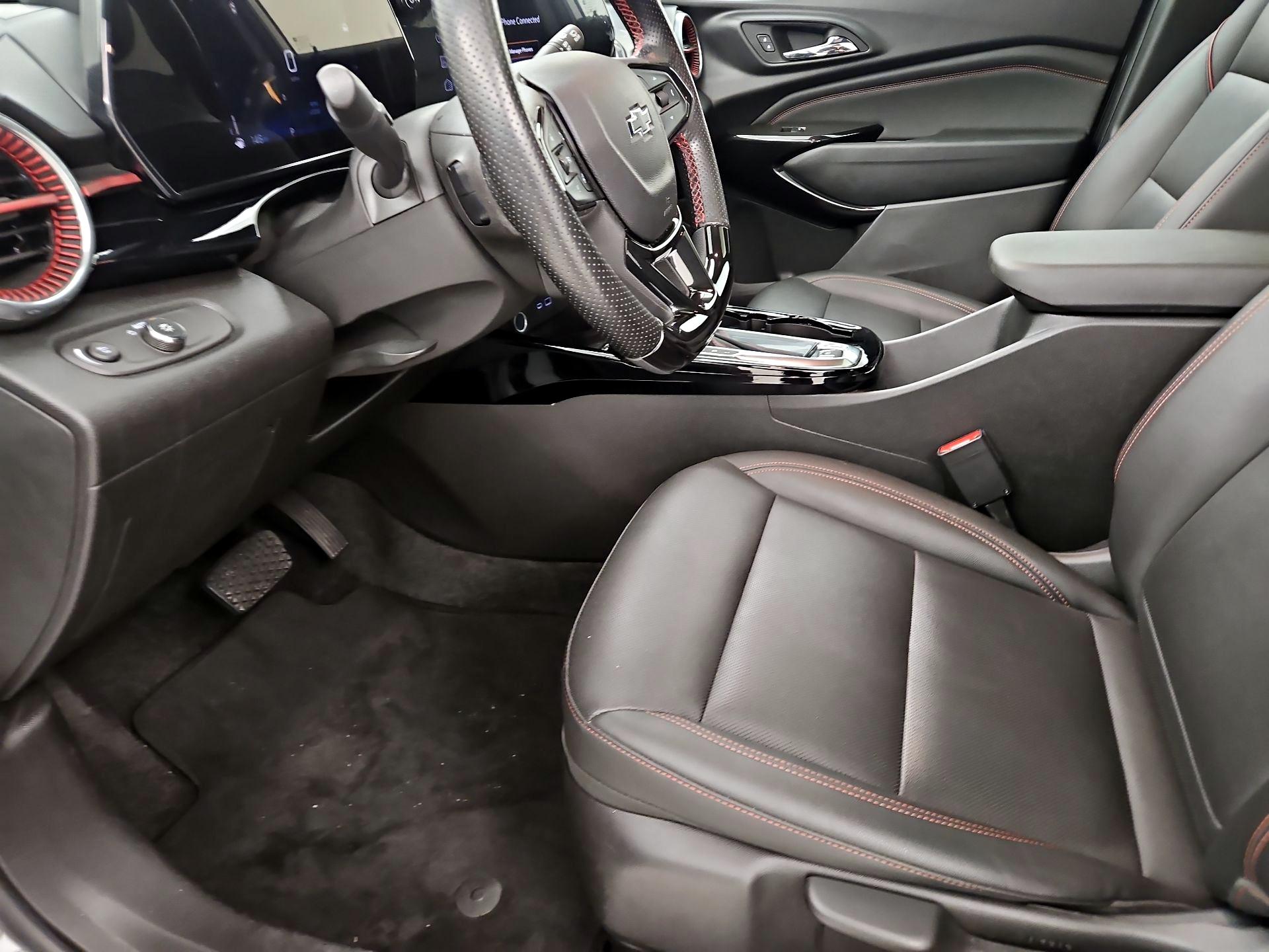 Thumbnail: 2024 Chevrolet Trax - 11