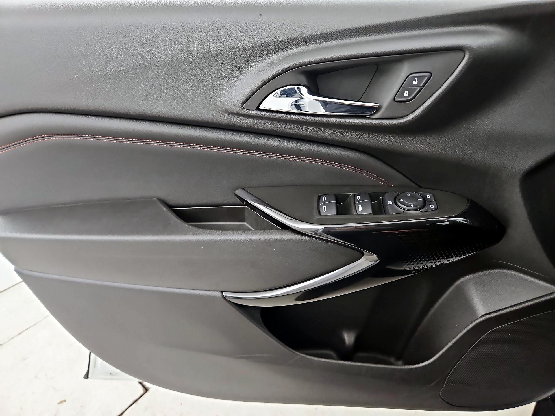 Thumbnail: 2024 Chevrolet Trax - 12