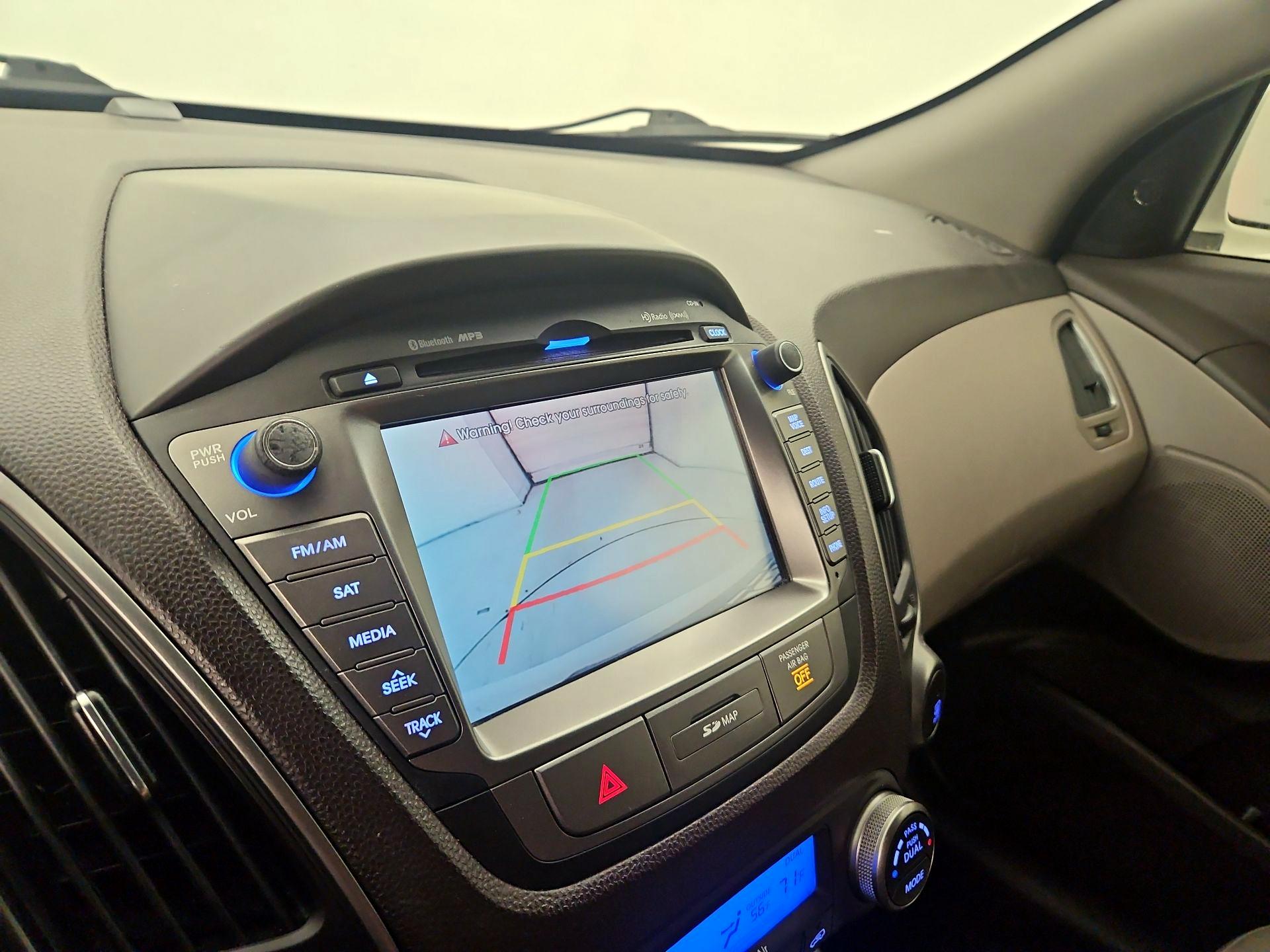 Thumbnail: 2015 Hyundai Tucson - 14