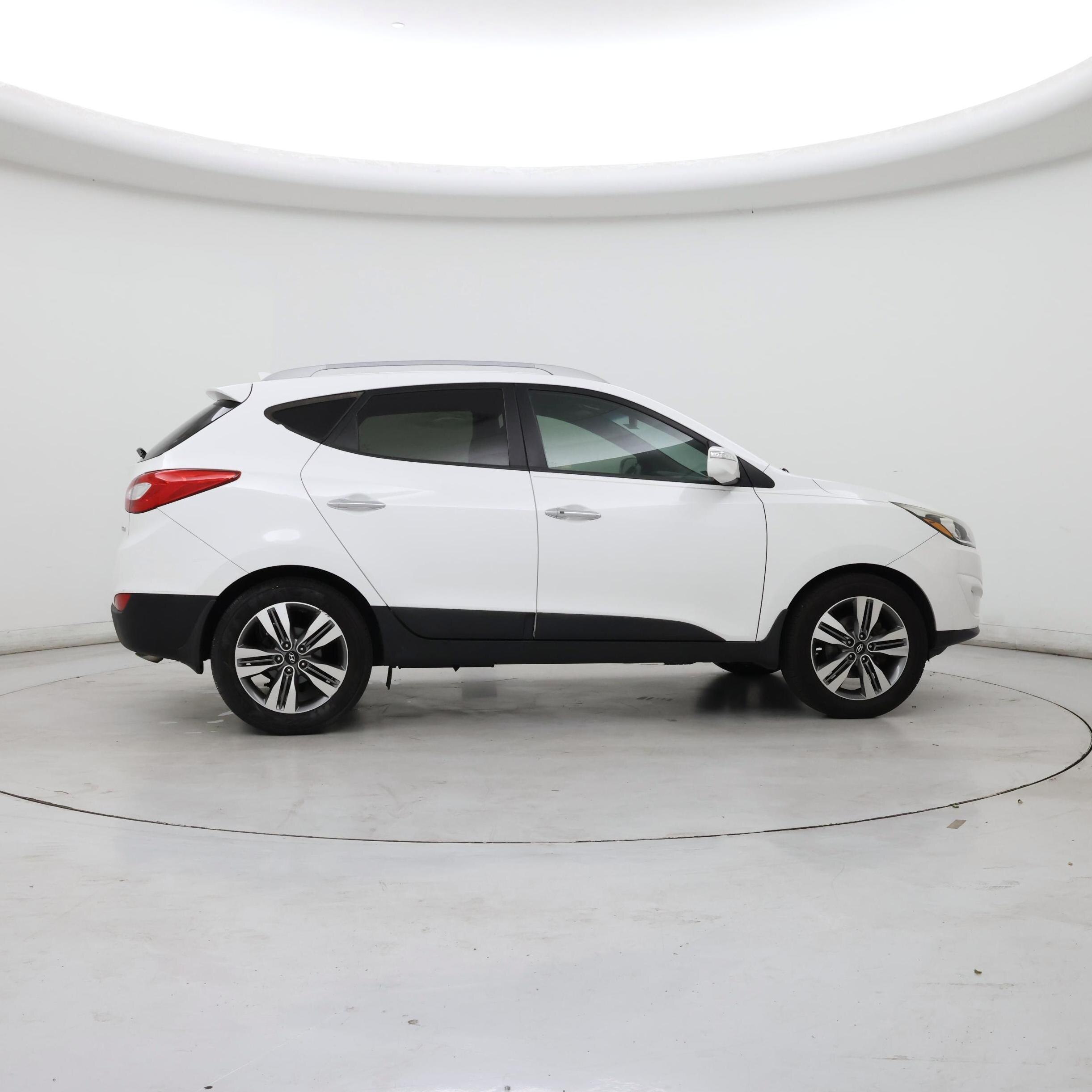 Thumbnail: 2015 Hyundai Tucson - 7