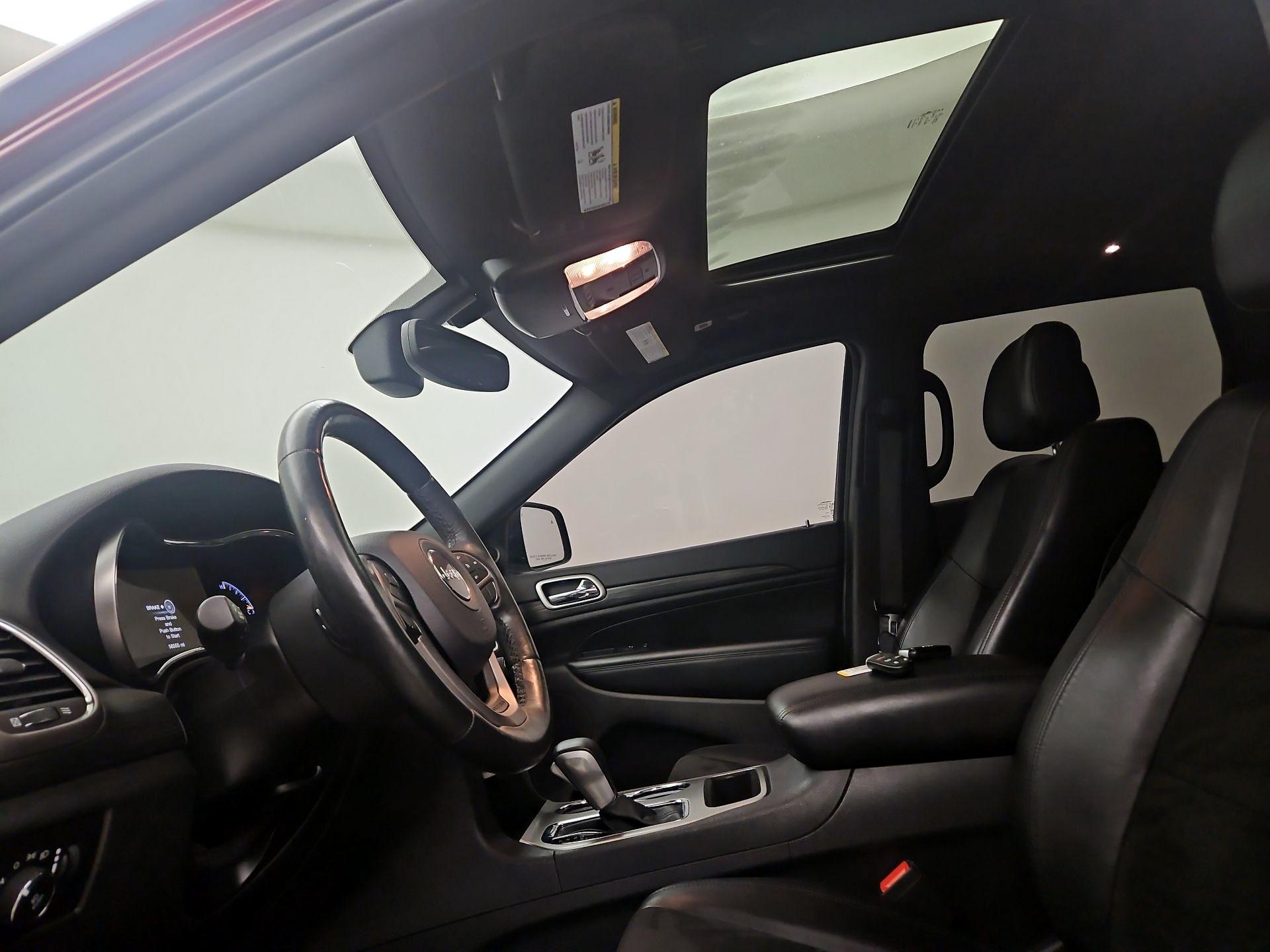 Thumbnail: 2019 Jeep Grand Cherokee - 20