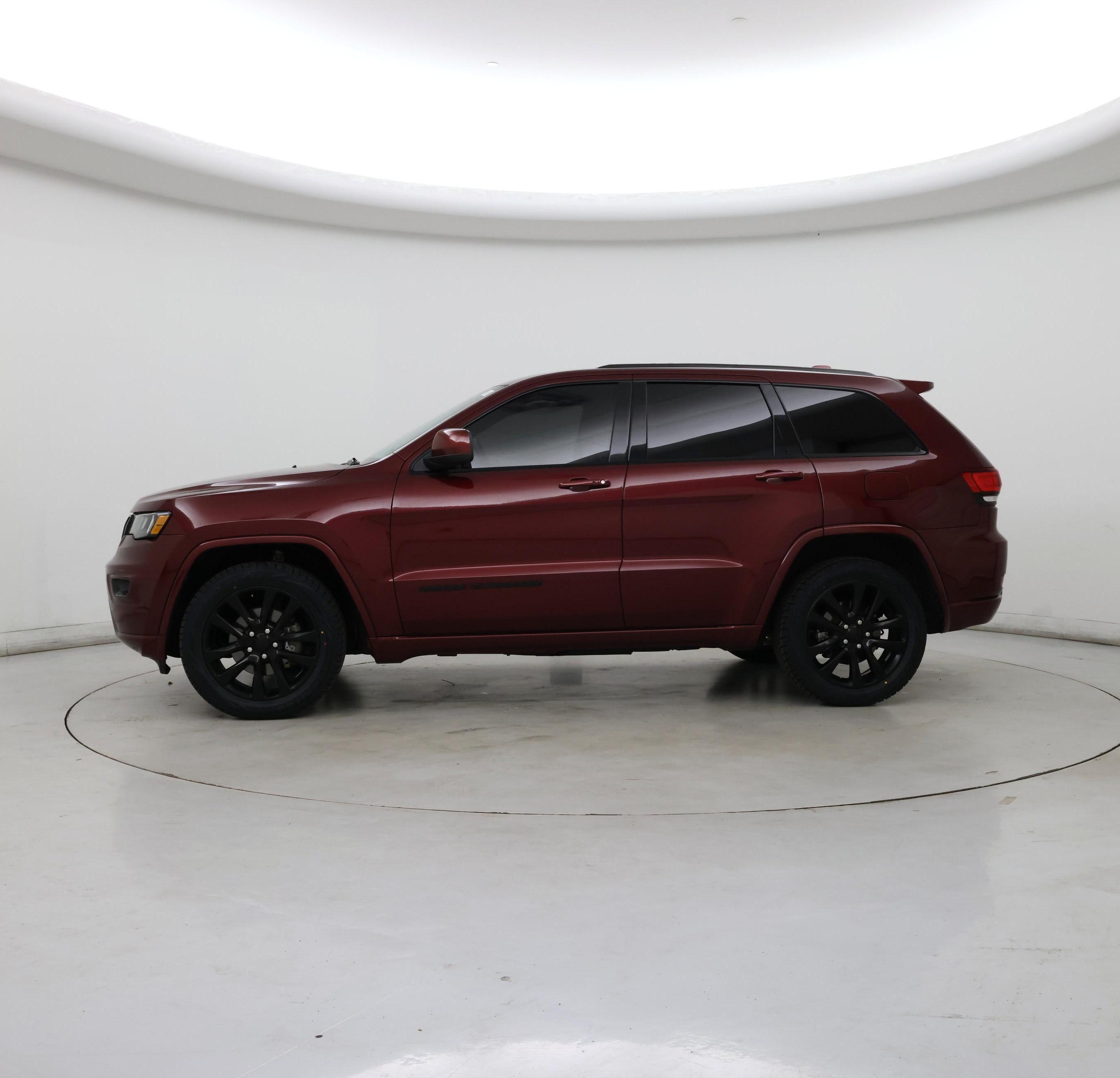 Thumbnail: 2019 Jeep Grand Cherokee - 3
