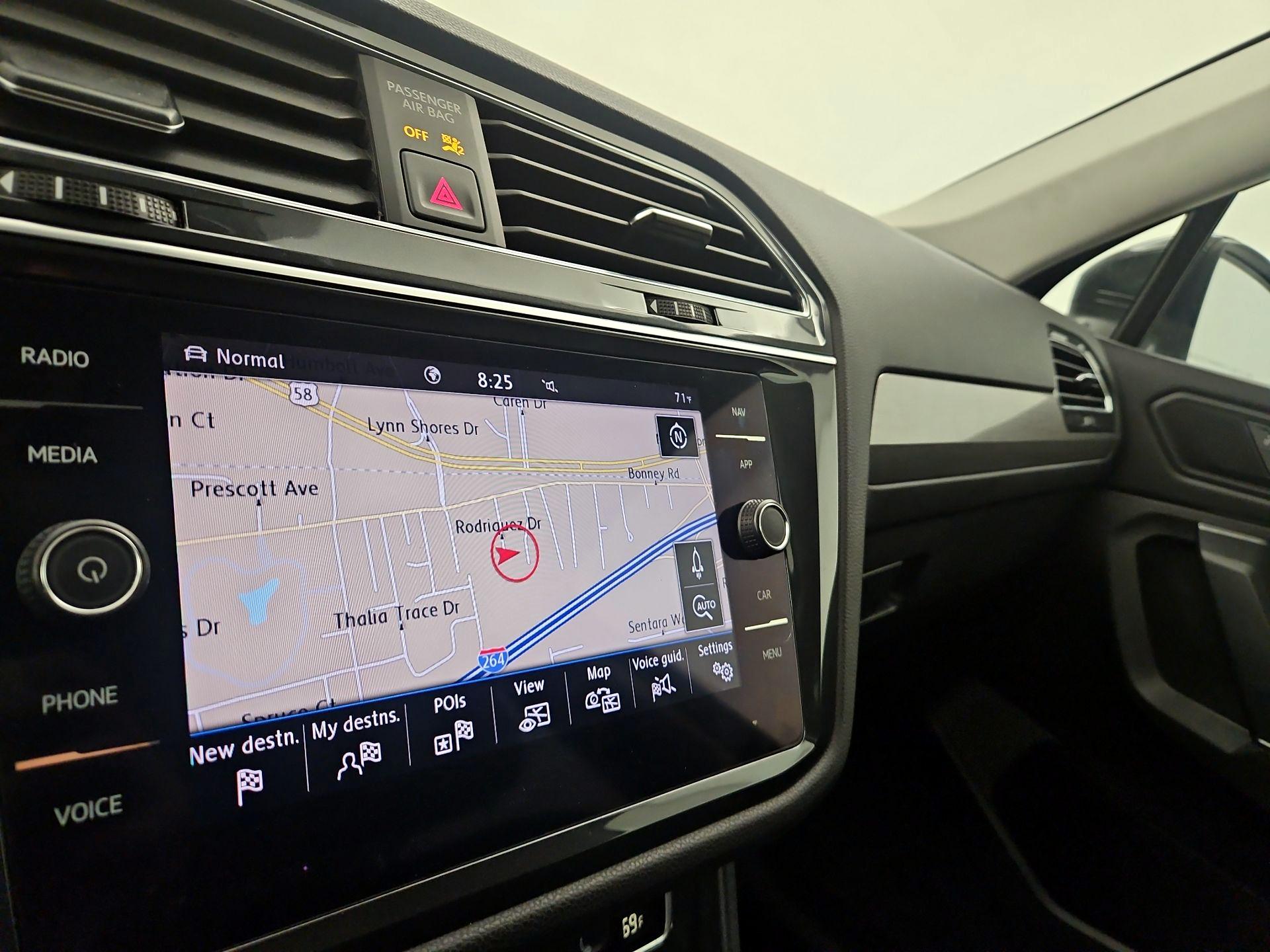 Thumbnail: 2020 Volkswagen Tiguan - 14