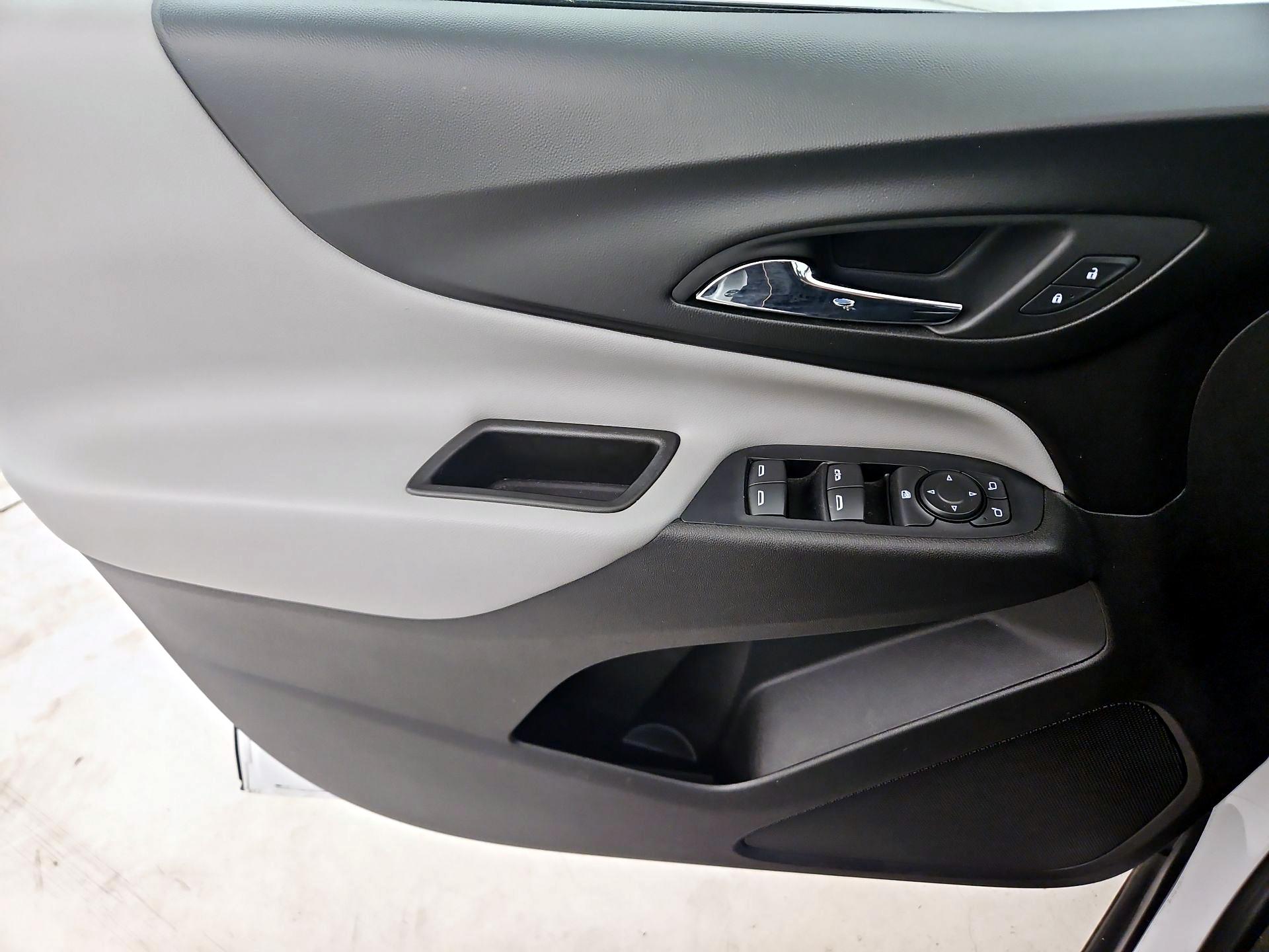 Thumbnail: 2019 Chevrolet Equinox - 12