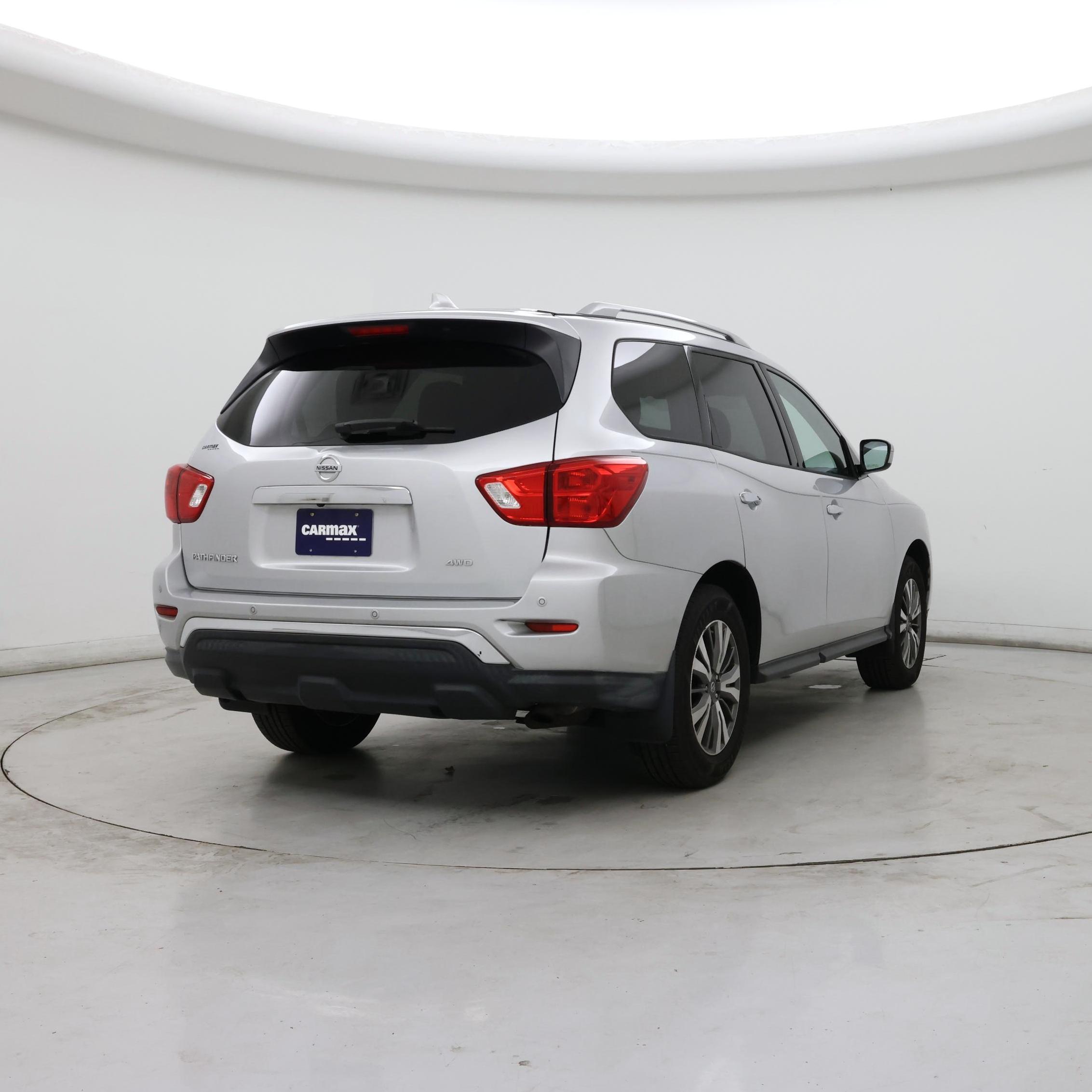 Thumbnail: 2019 Nissan Pathfinder - 8