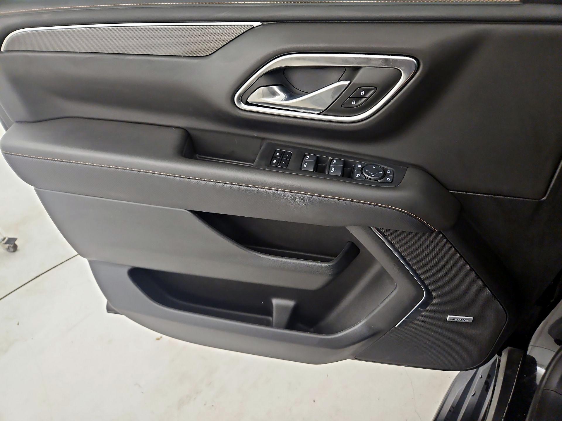 Thumbnail: 2024 GMC Yukon XL - 12