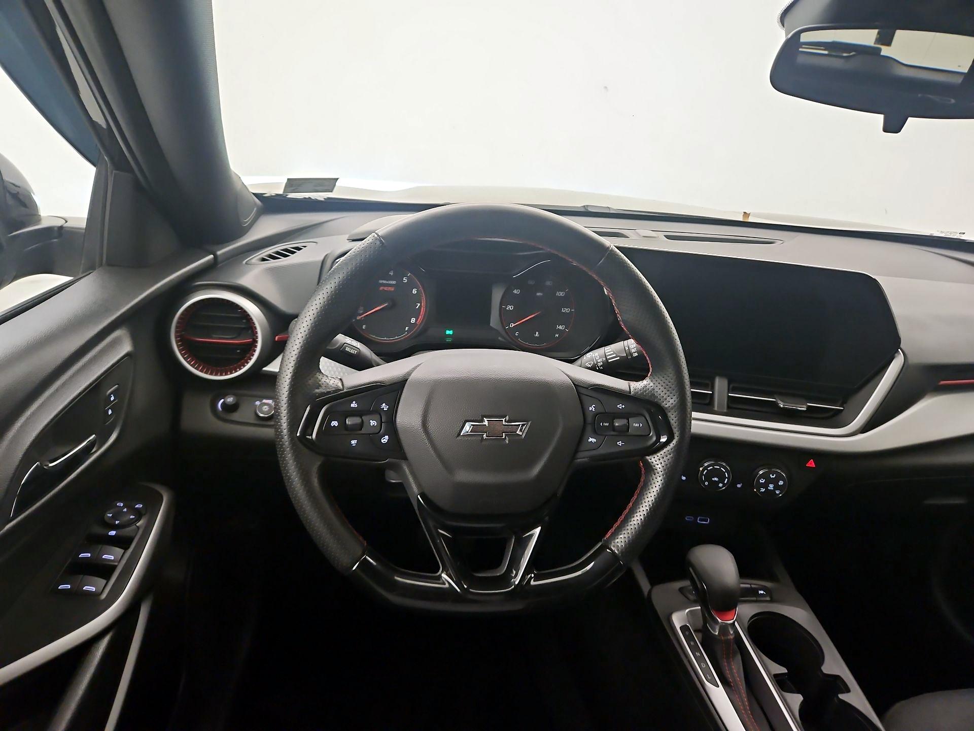 Thumbnail: 2024 Chevrolet Trax - 10