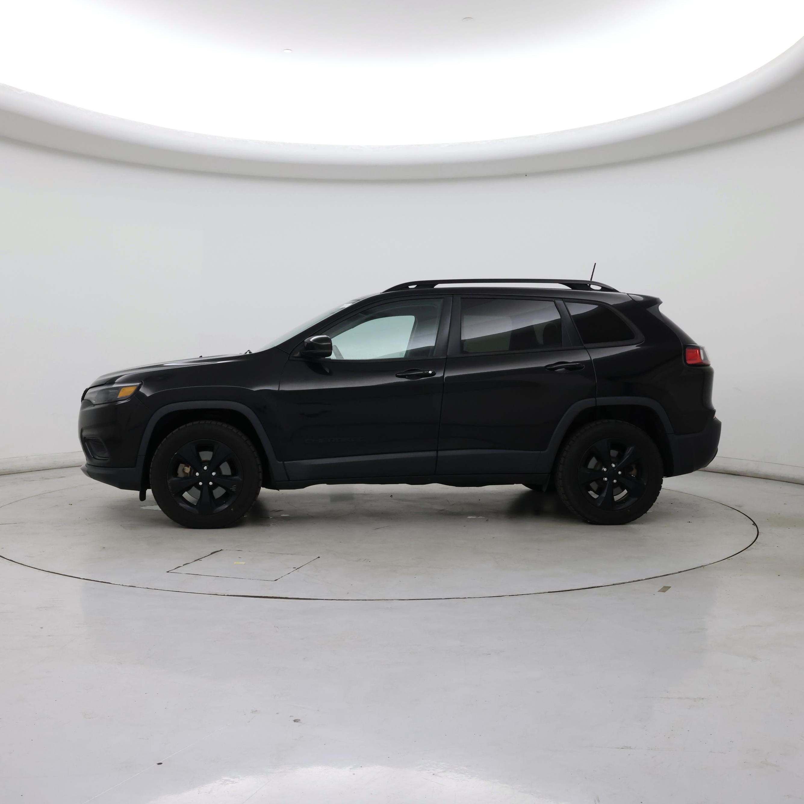Thumbnail: 2019 Jeep Cherokee - 3