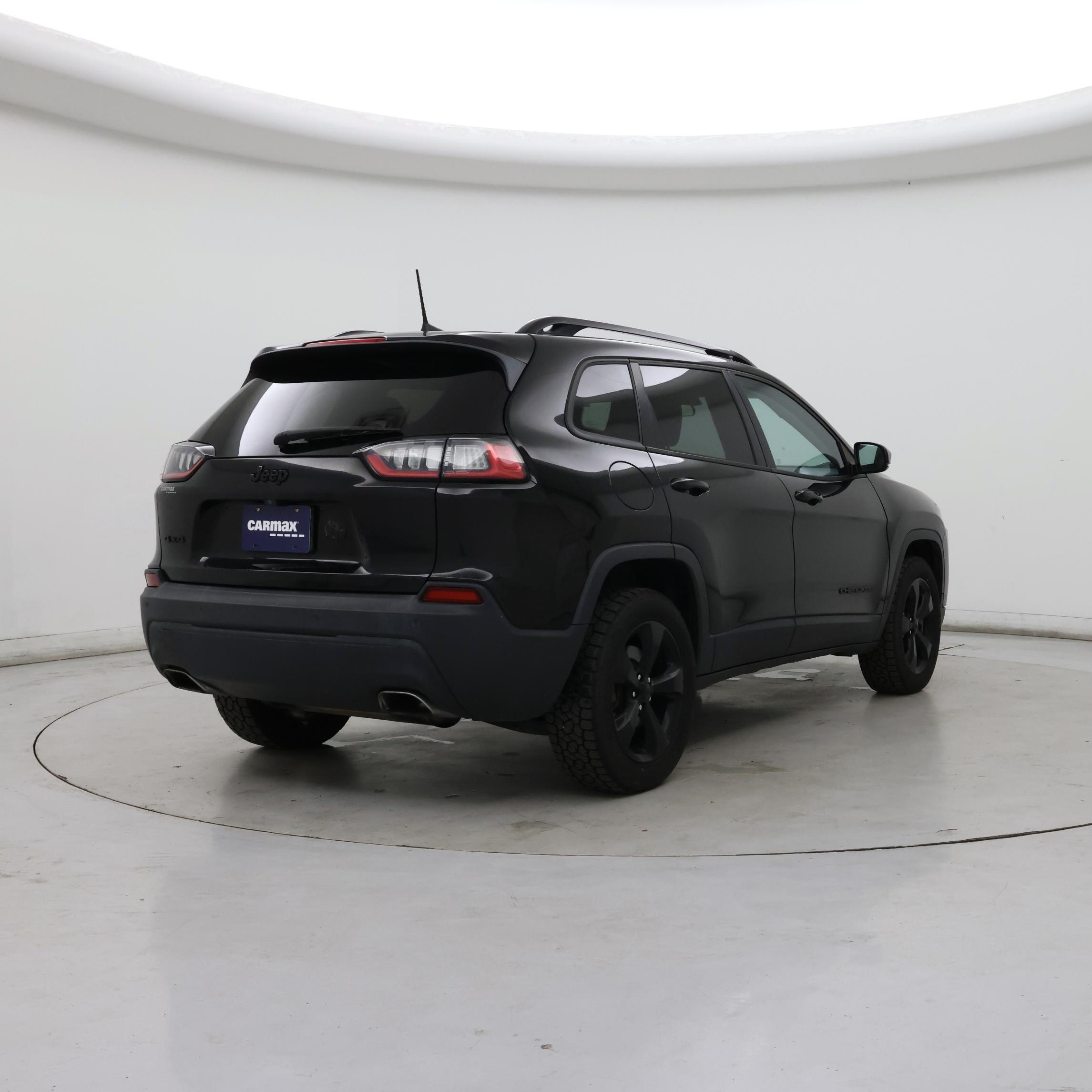 Thumbnail: 2019 Jeep Cherokee - 8