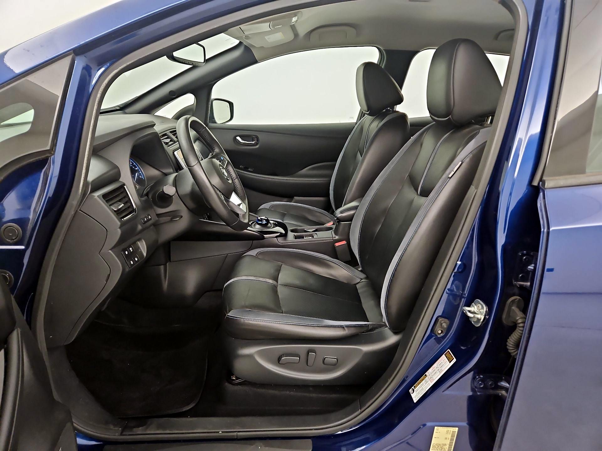 Thumbnail: 2020 Nissan Leaf - 11