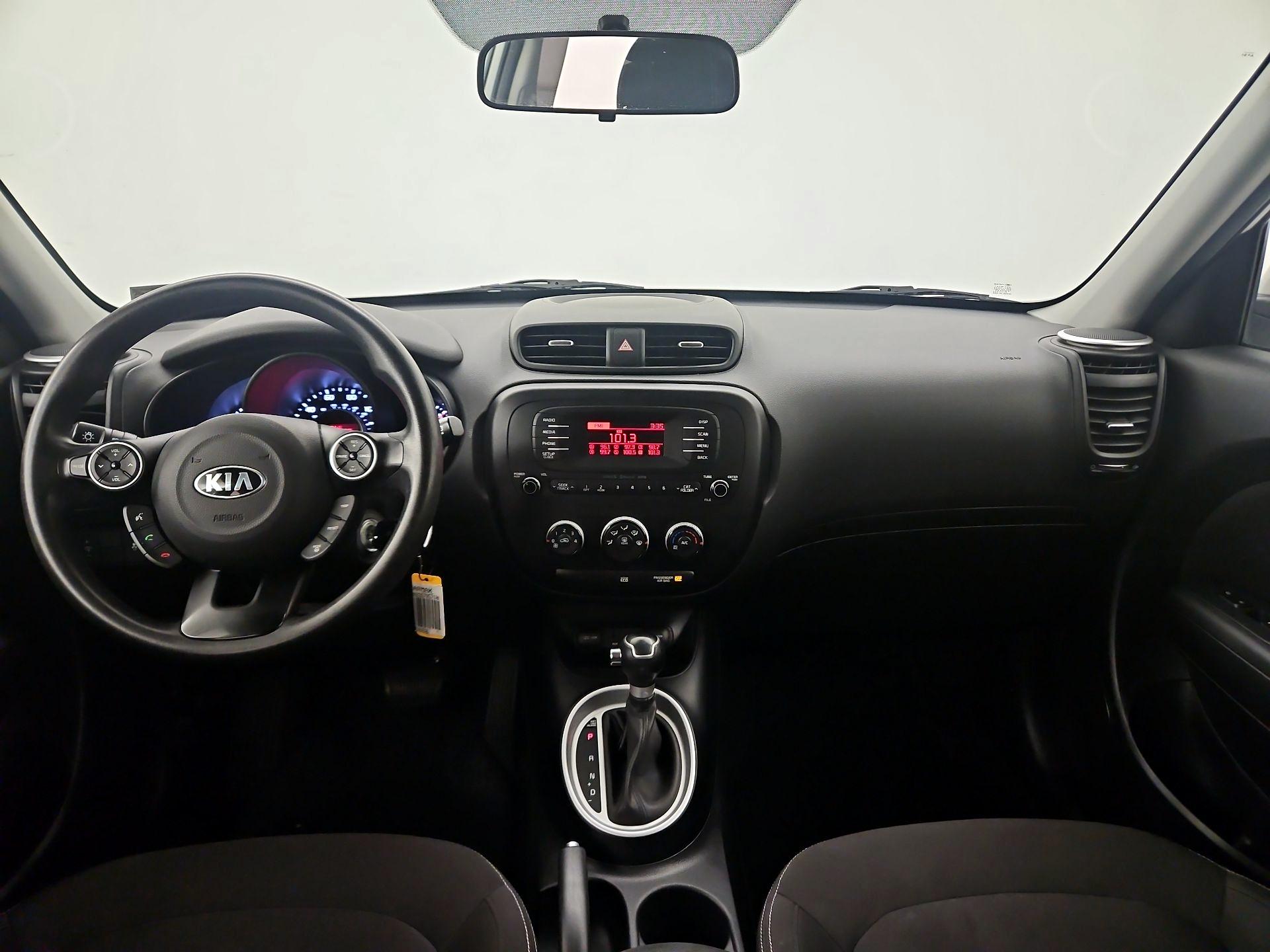 Thumbnail: 2016 Kia Soul - 9