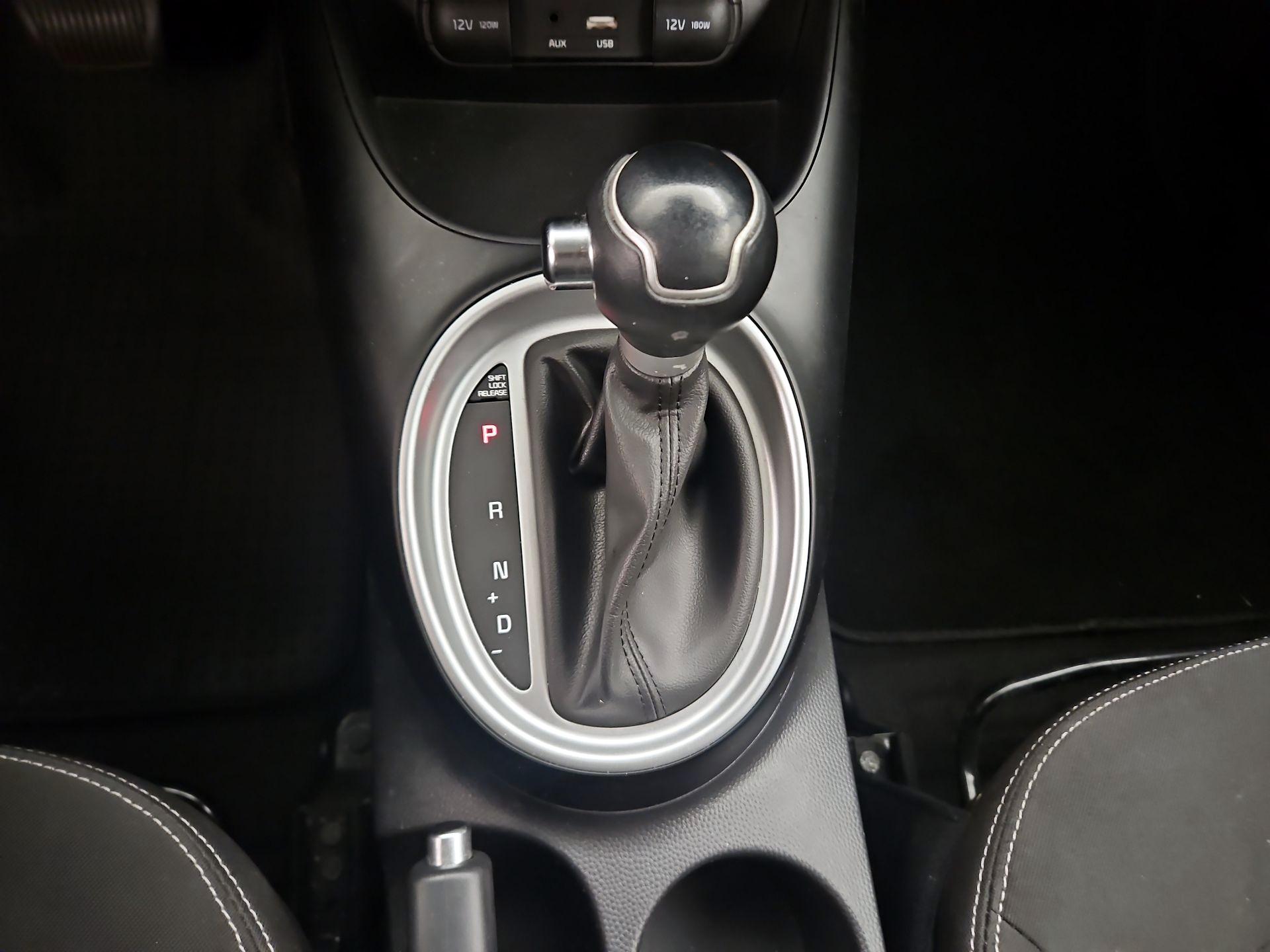 Thumbnail: 2016 Kia Soul - 16