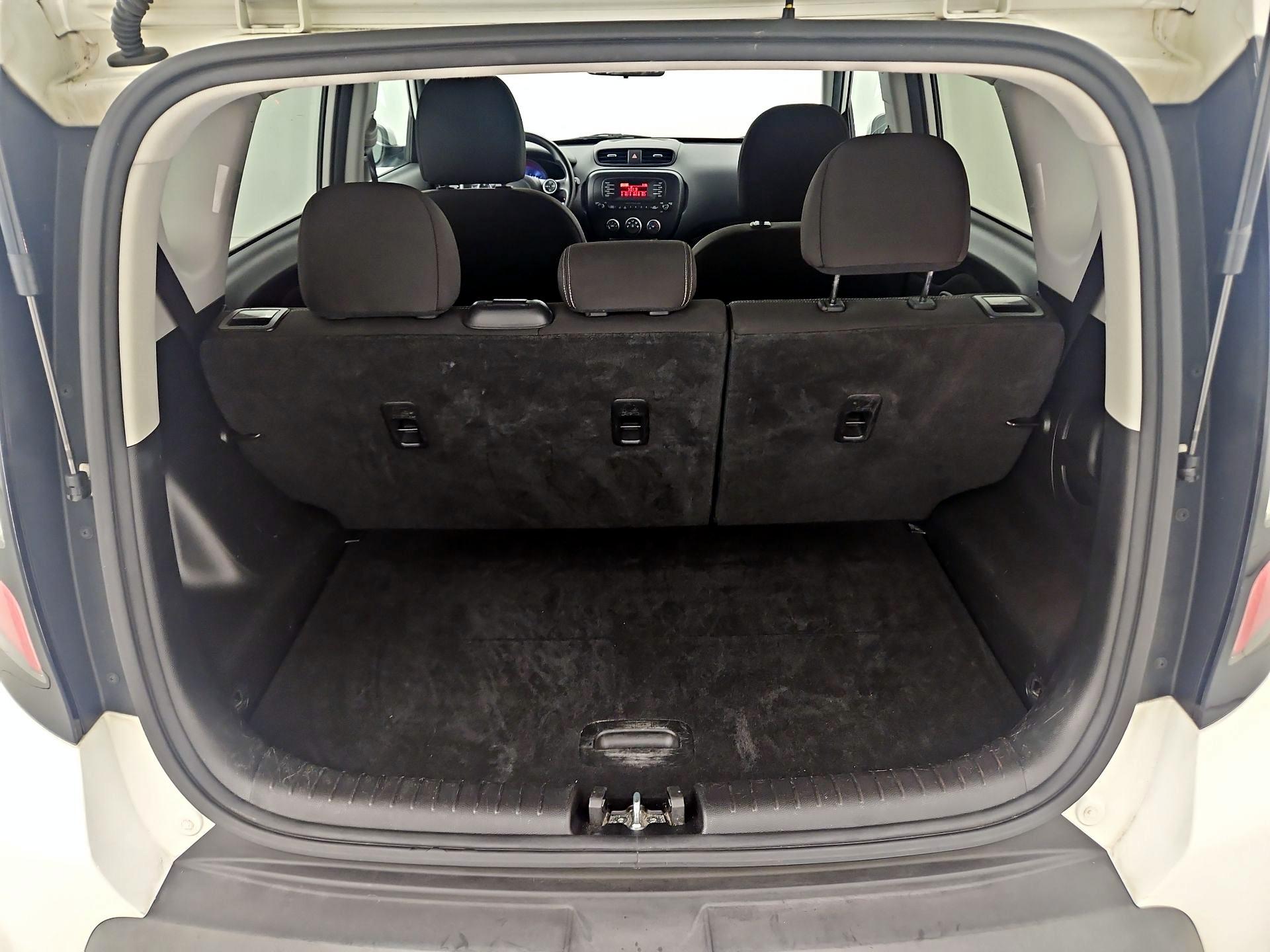 Thumbnail: 2016 Kia Soul - 19