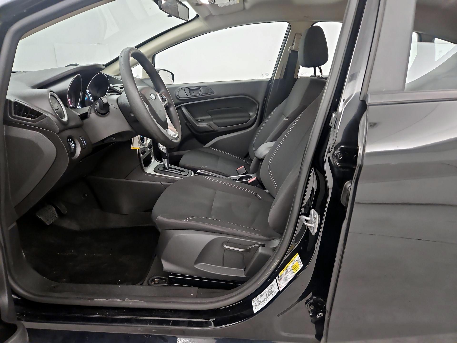 Thumbnail: 2017 Ford Fiesta - 11