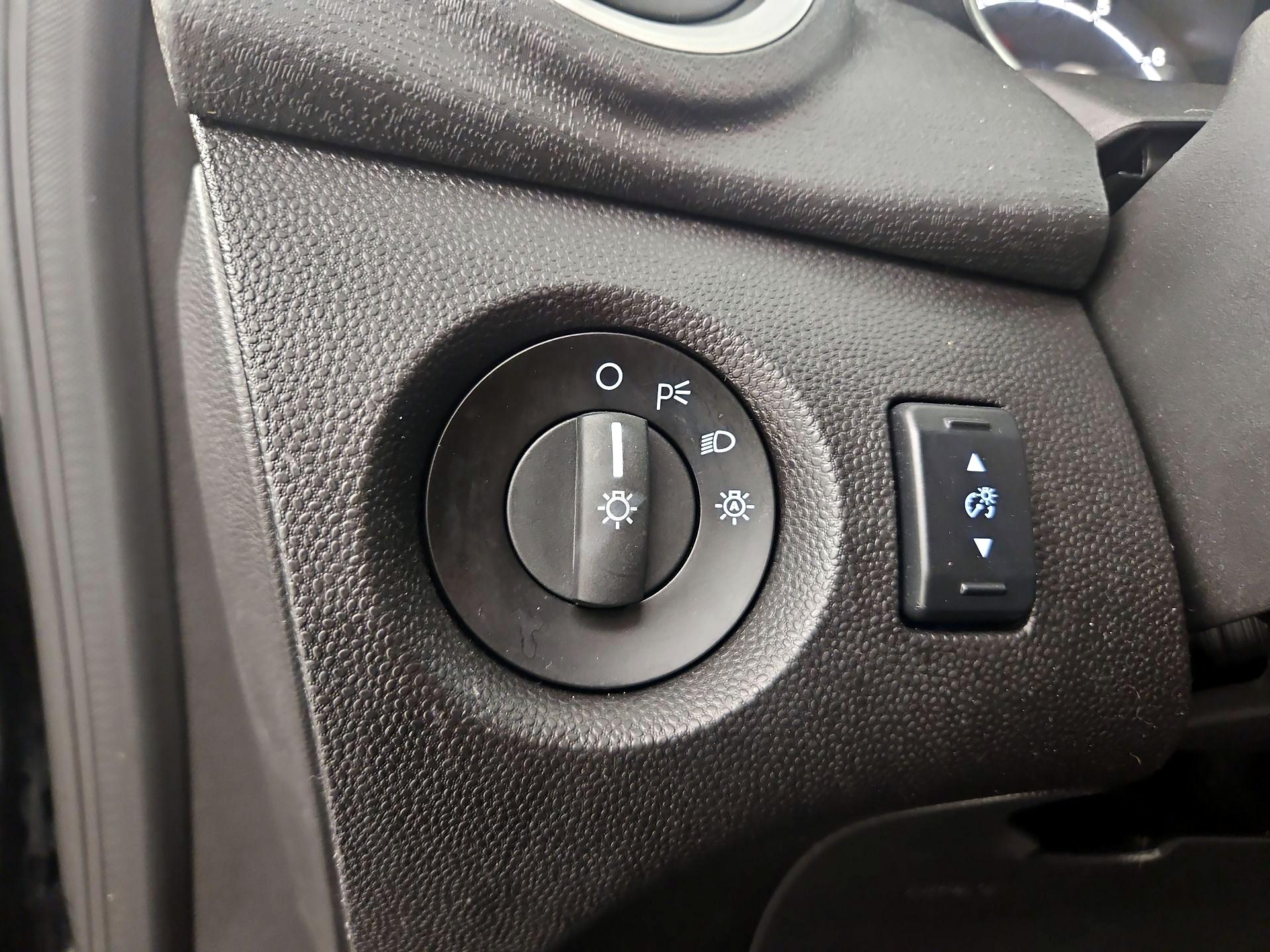 Thumbnail: 2017 Ford Fiesta - 13