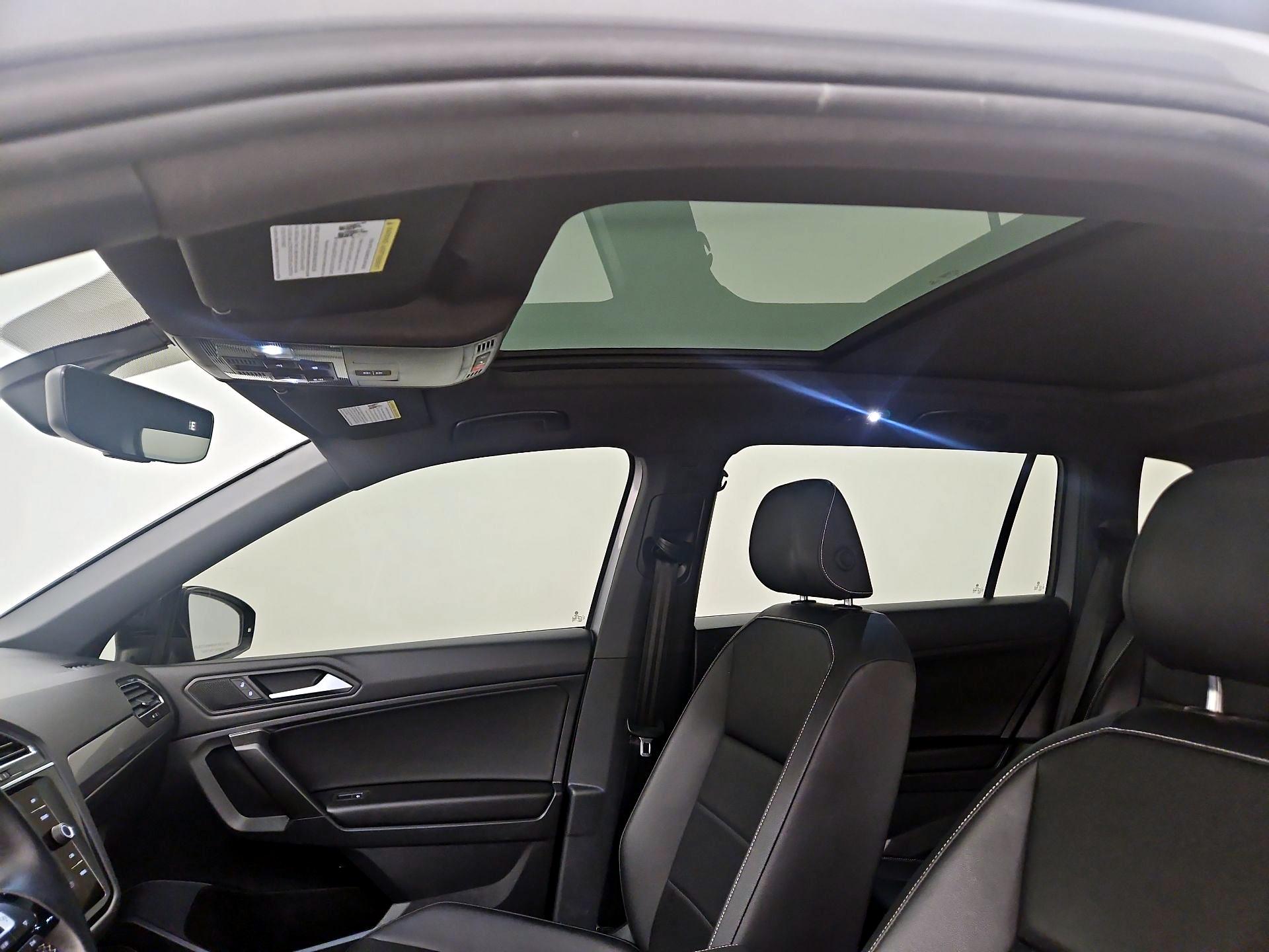 Thumbnail: 2021 Volkswagen Tiguan - 19