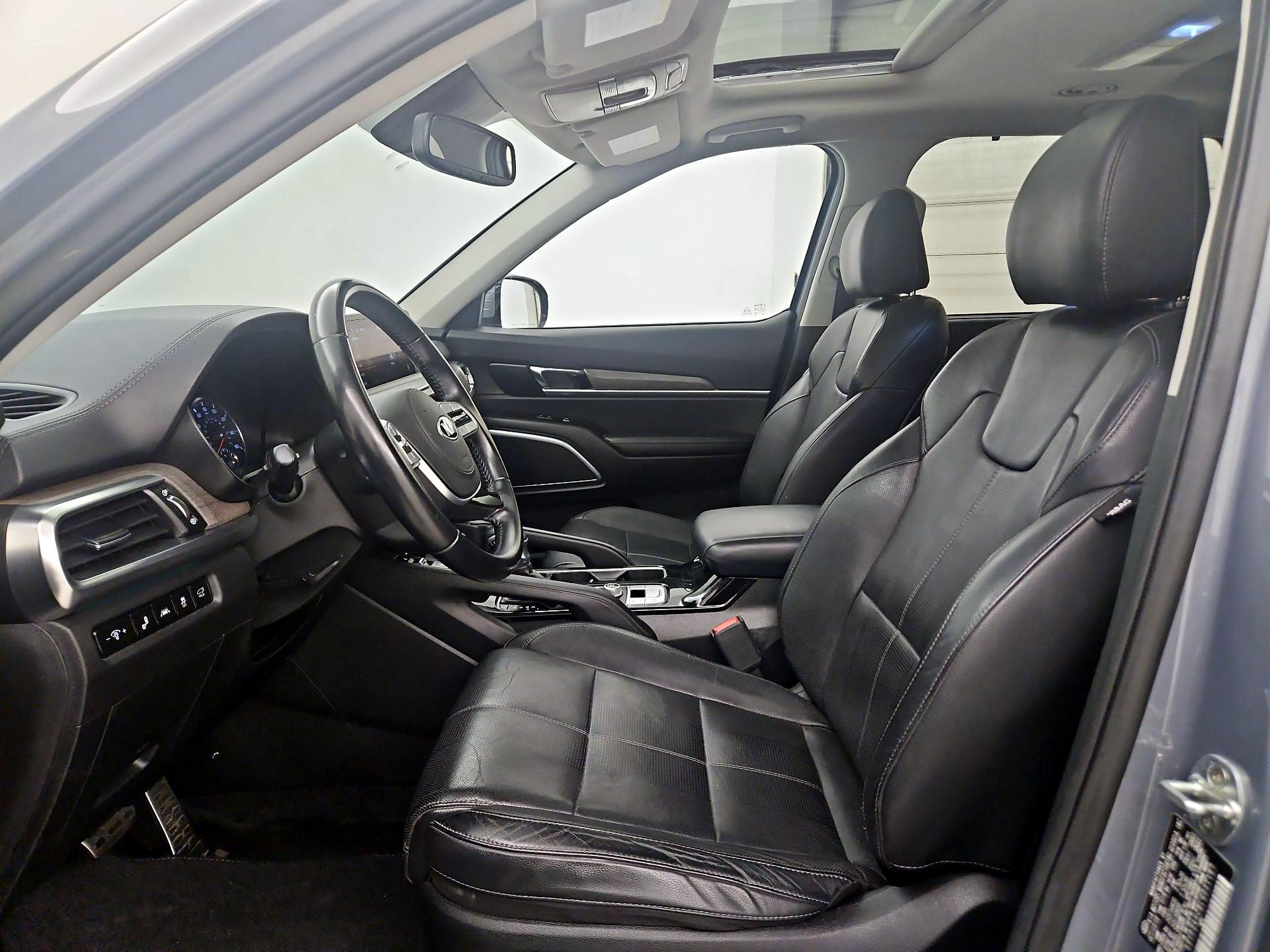 Thumbnail: 2020 Kia Telluride - 11