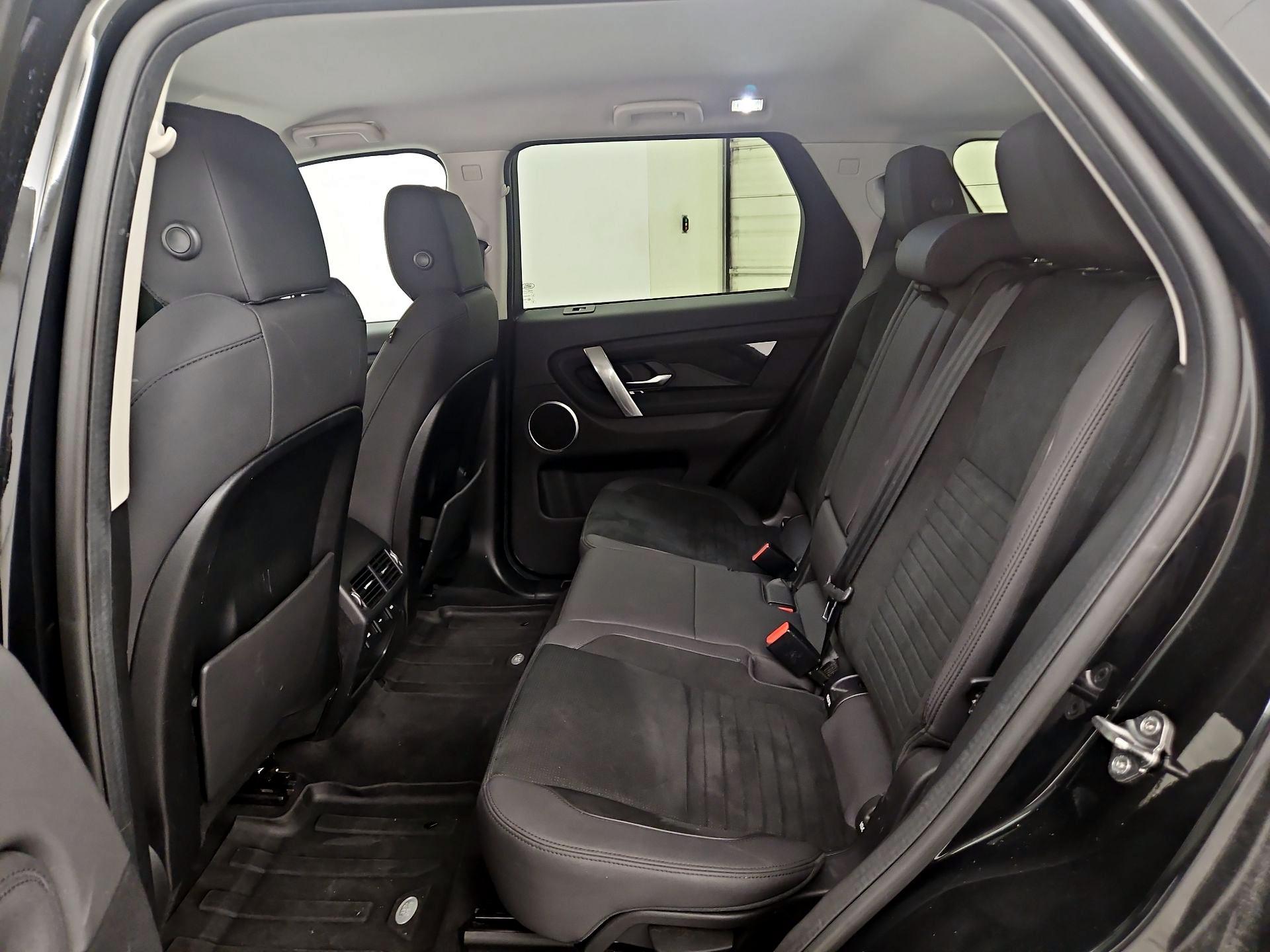 Thumbnail: 2020 Land Rover Discovery Sport - 20