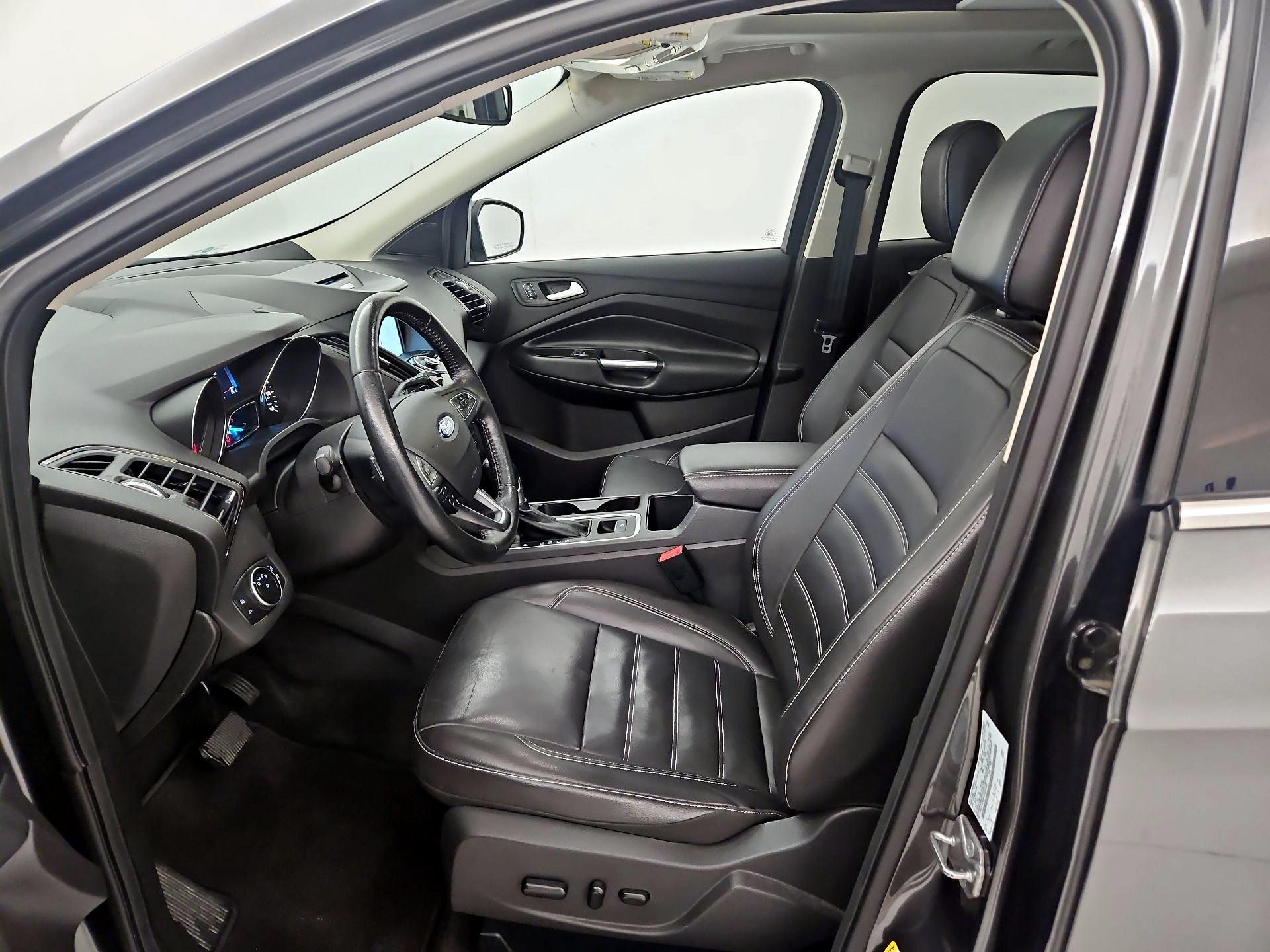 Thumbnail: 2017 Ford Escape - 11