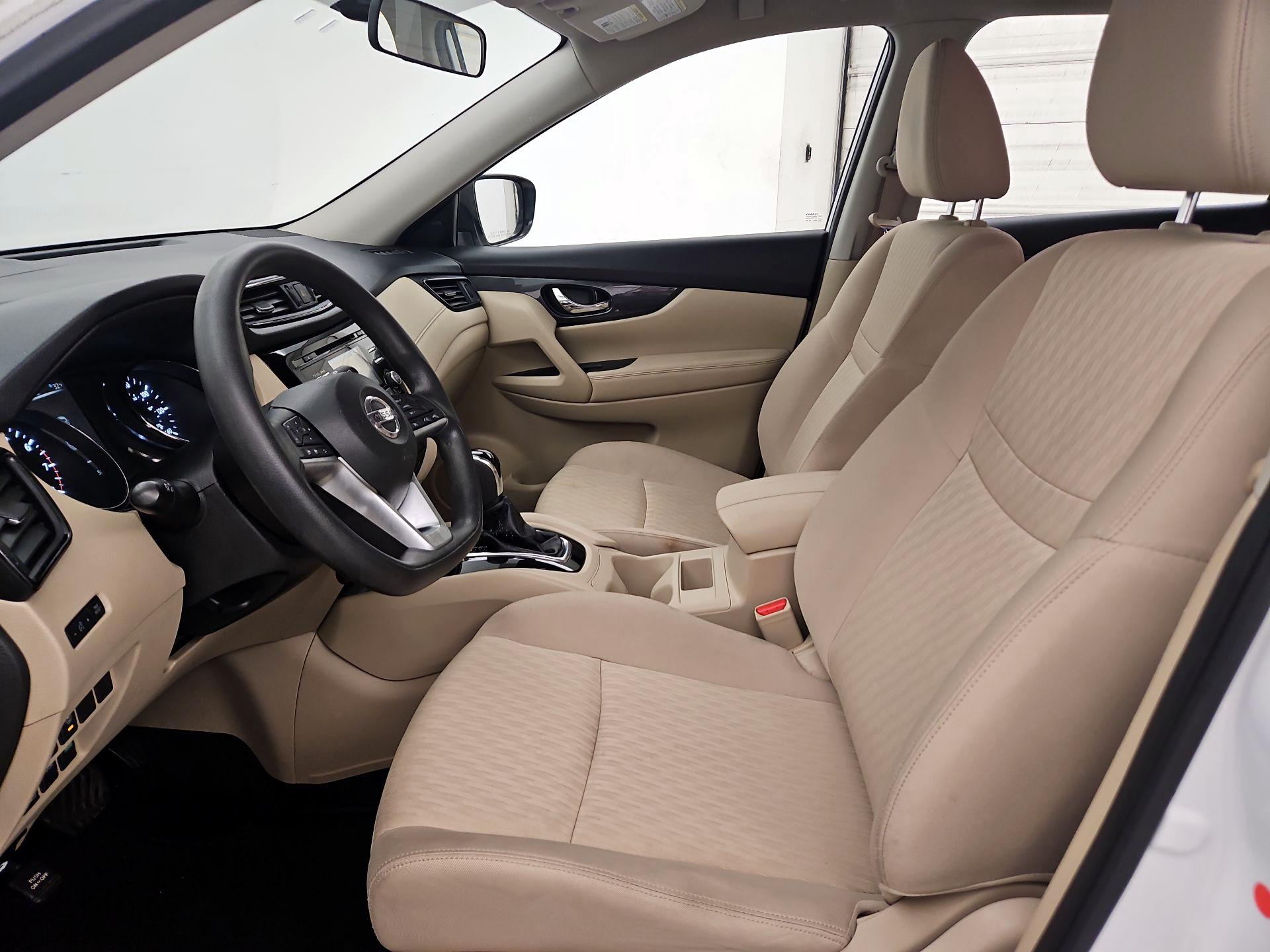 Thumbnail: 2017 Nissan Rogue - 11