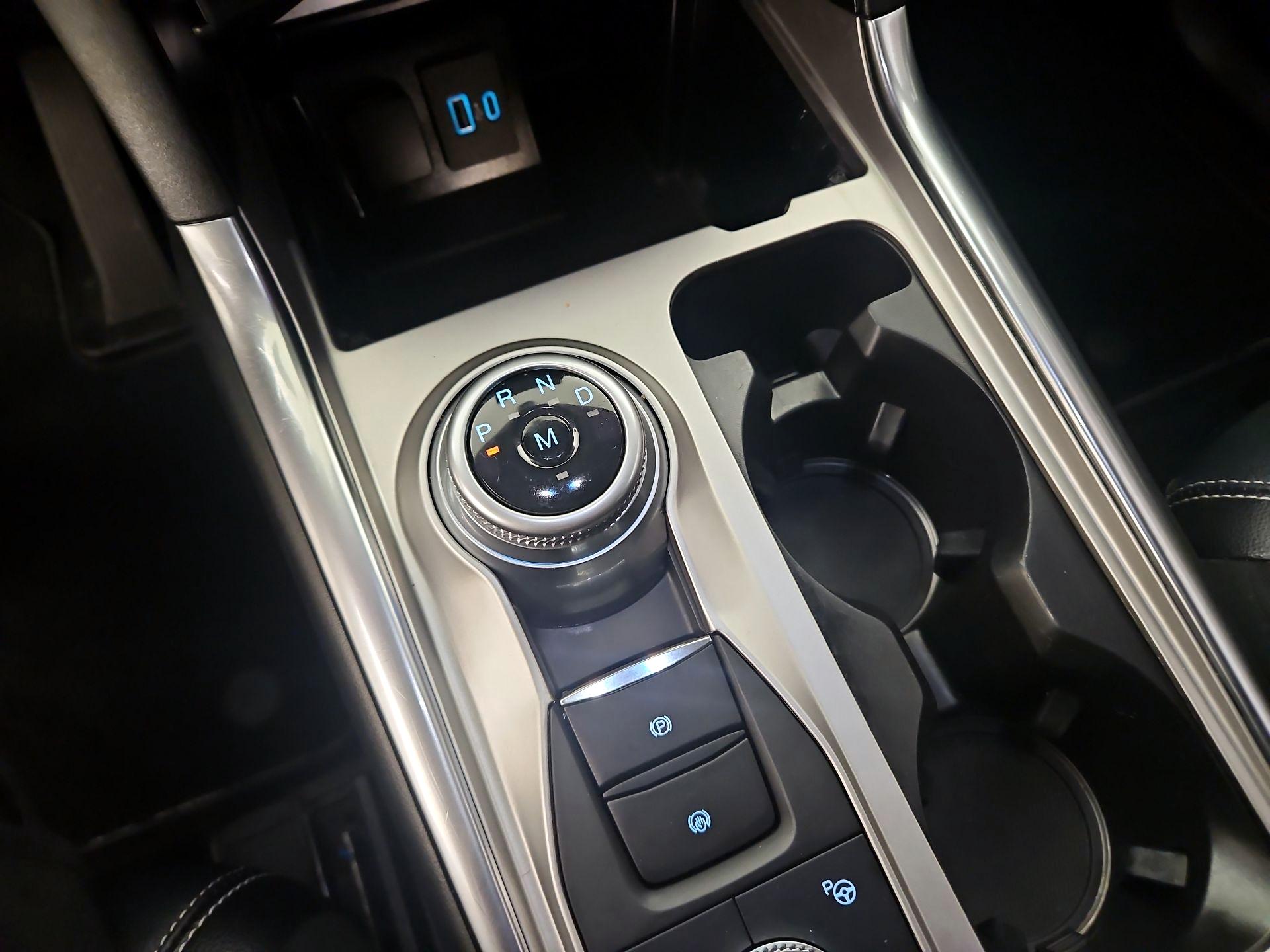 Thumbnail: 2020 Ford Explorer - 18