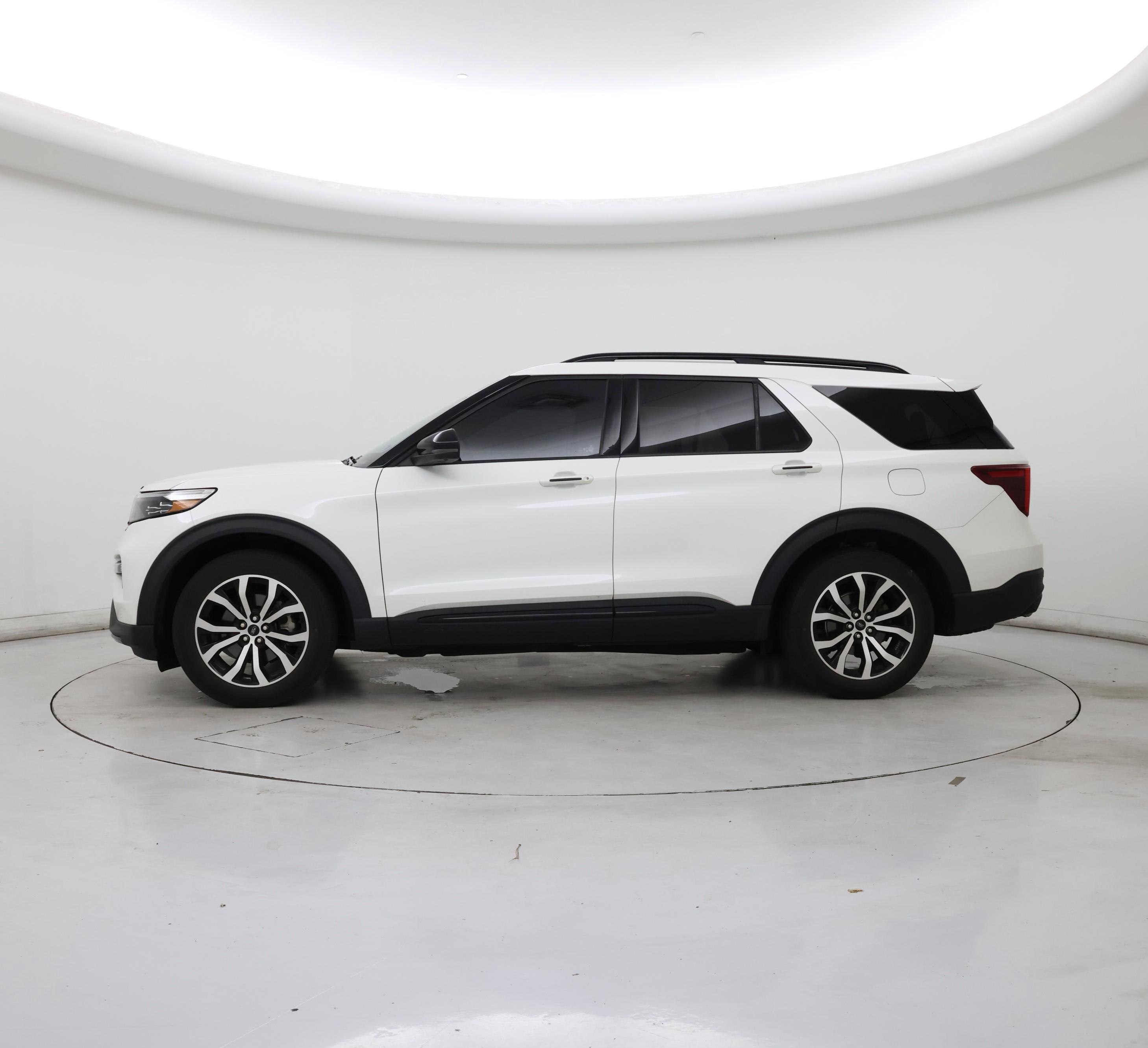 Thumbnail: 2020 Ford Explorer - 3