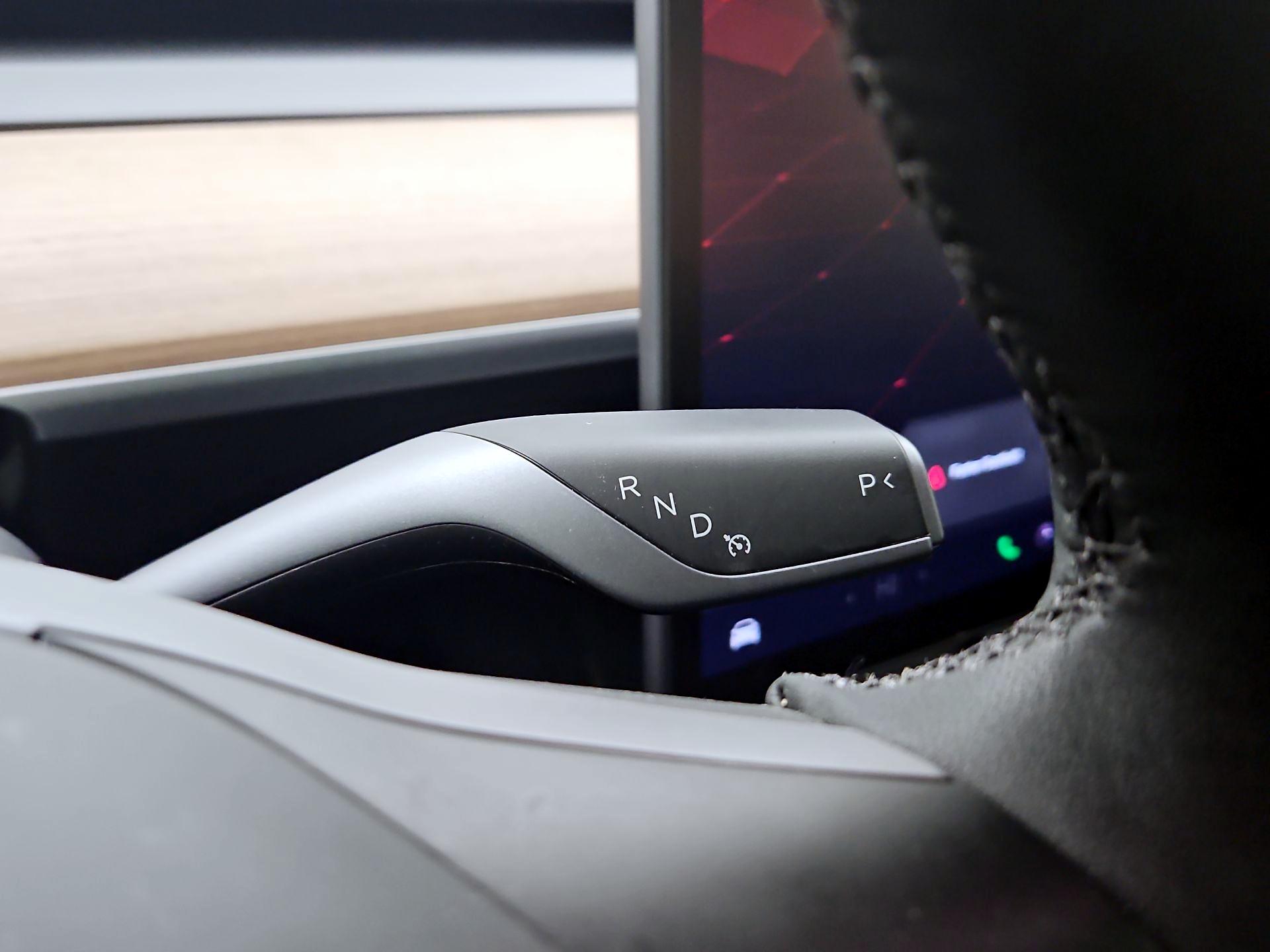 Thumbnail: 2023 Tesla Model Y - 17