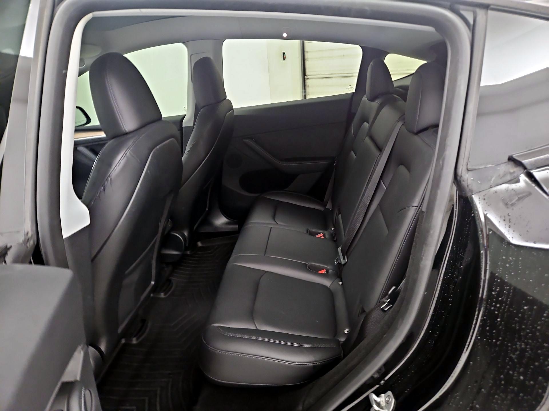 Thumbnail: 2023 Tesla Model Y - 18