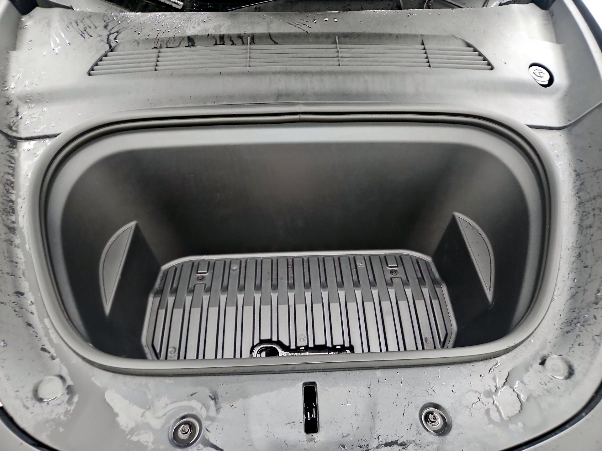 Thumbnail: 2023 Tesla Model Y - 20