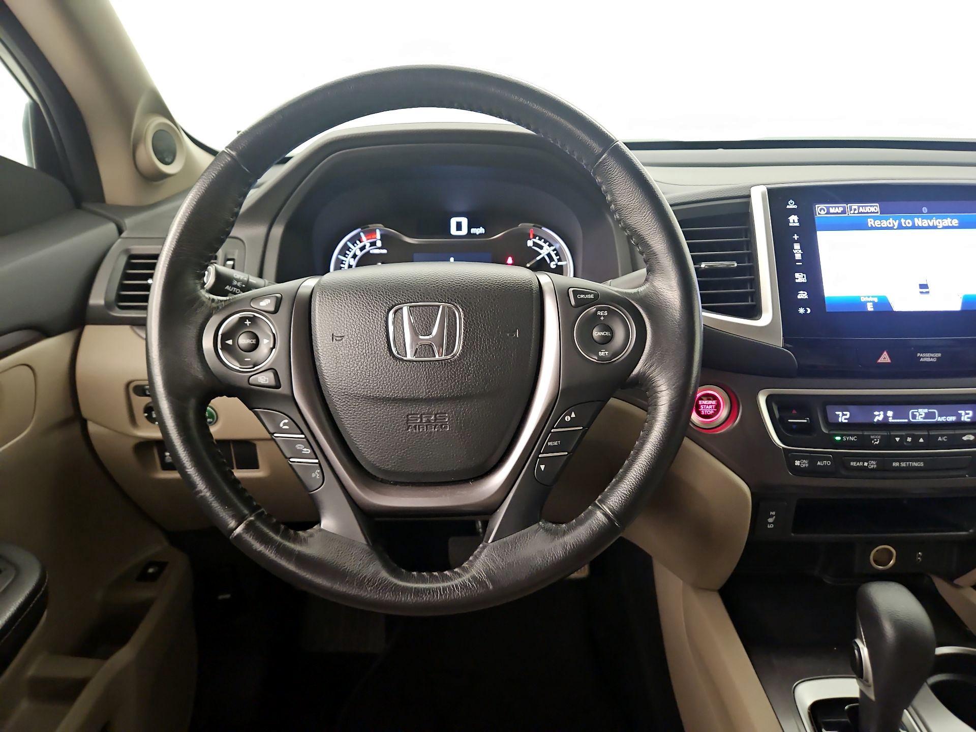 Thumbnail: 2017 Honda Ridgeline - 10