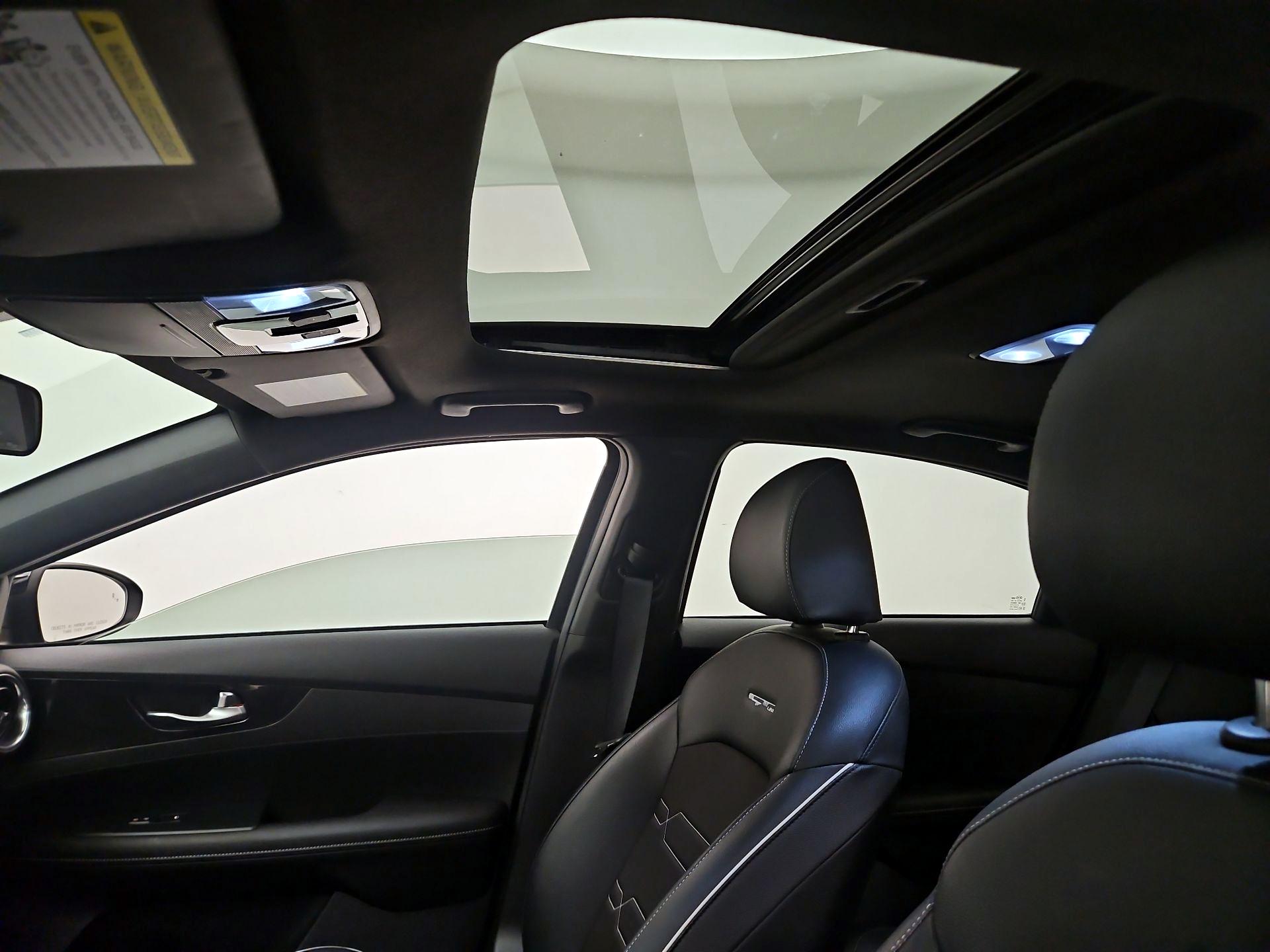 Thumbnail: 2021 Kia Forte - 19