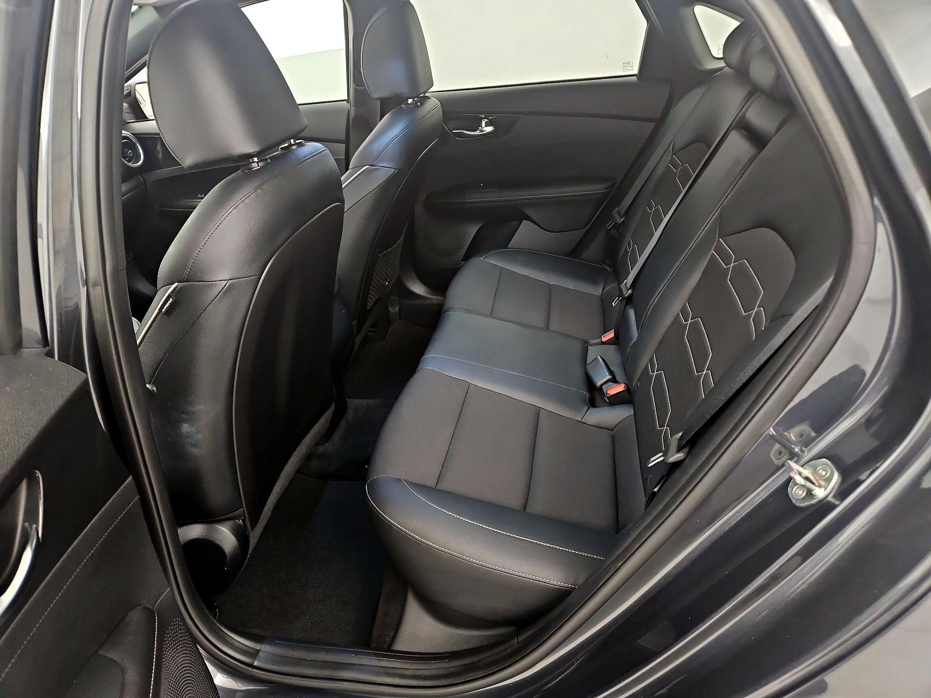 Thumbnail: 2021 Kia Forte - 20