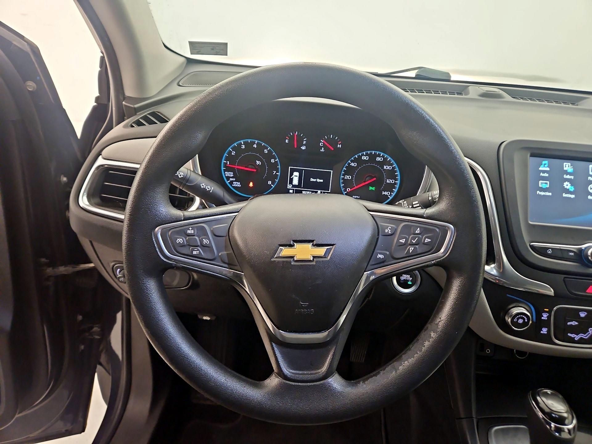 Thumbnail: 2018 Chevrolet Equinox - 10