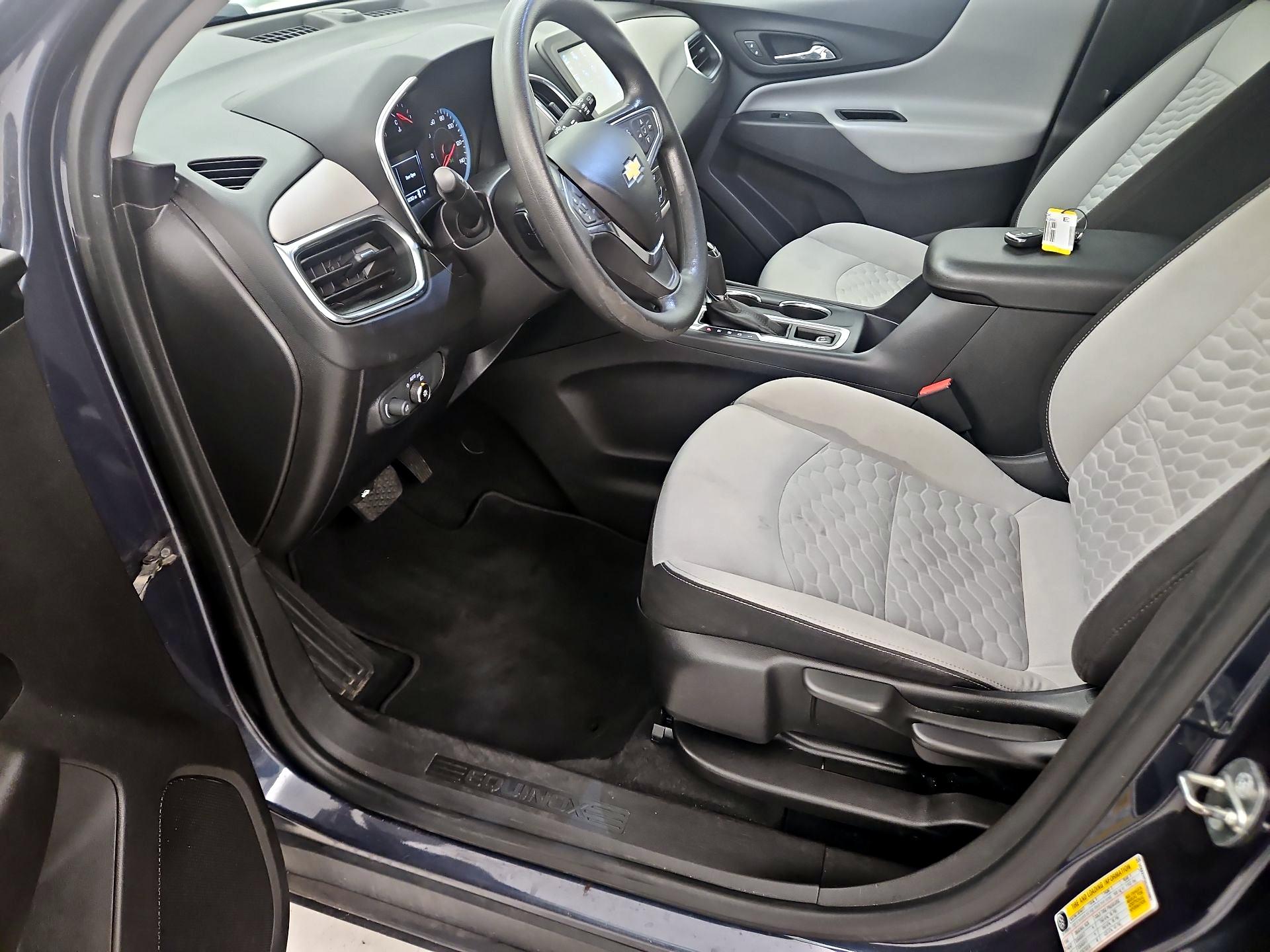 Thumbnail: 2018 Chevrolet Equinox - 11