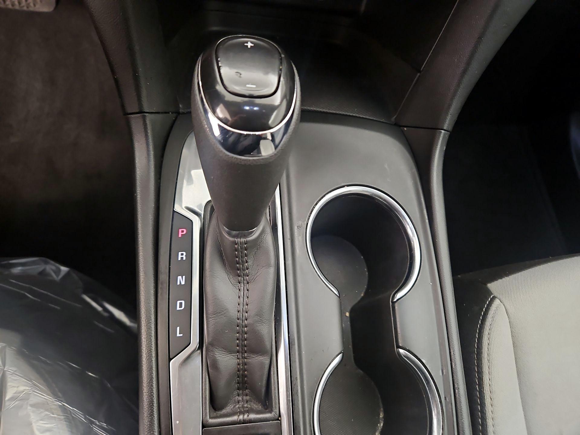 Thumbnail: 2018 Chevrolet Equinox - 17