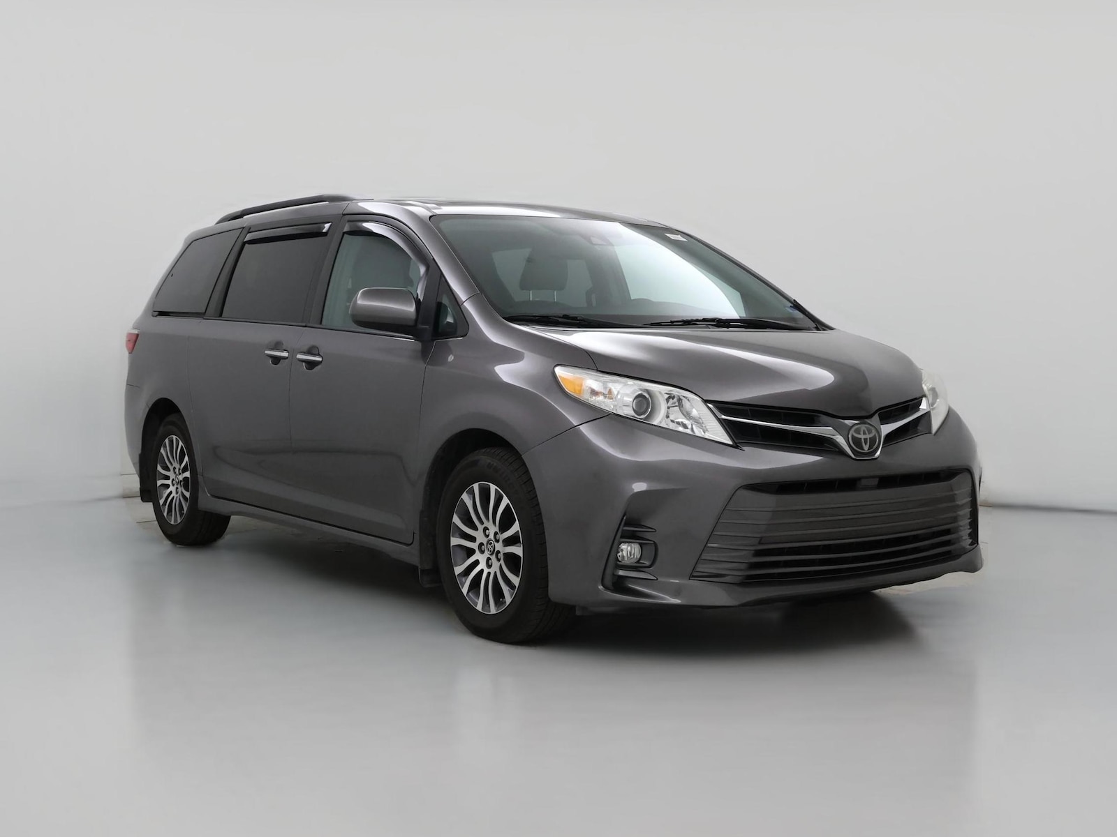 2018 Toyota Sienna XLE
