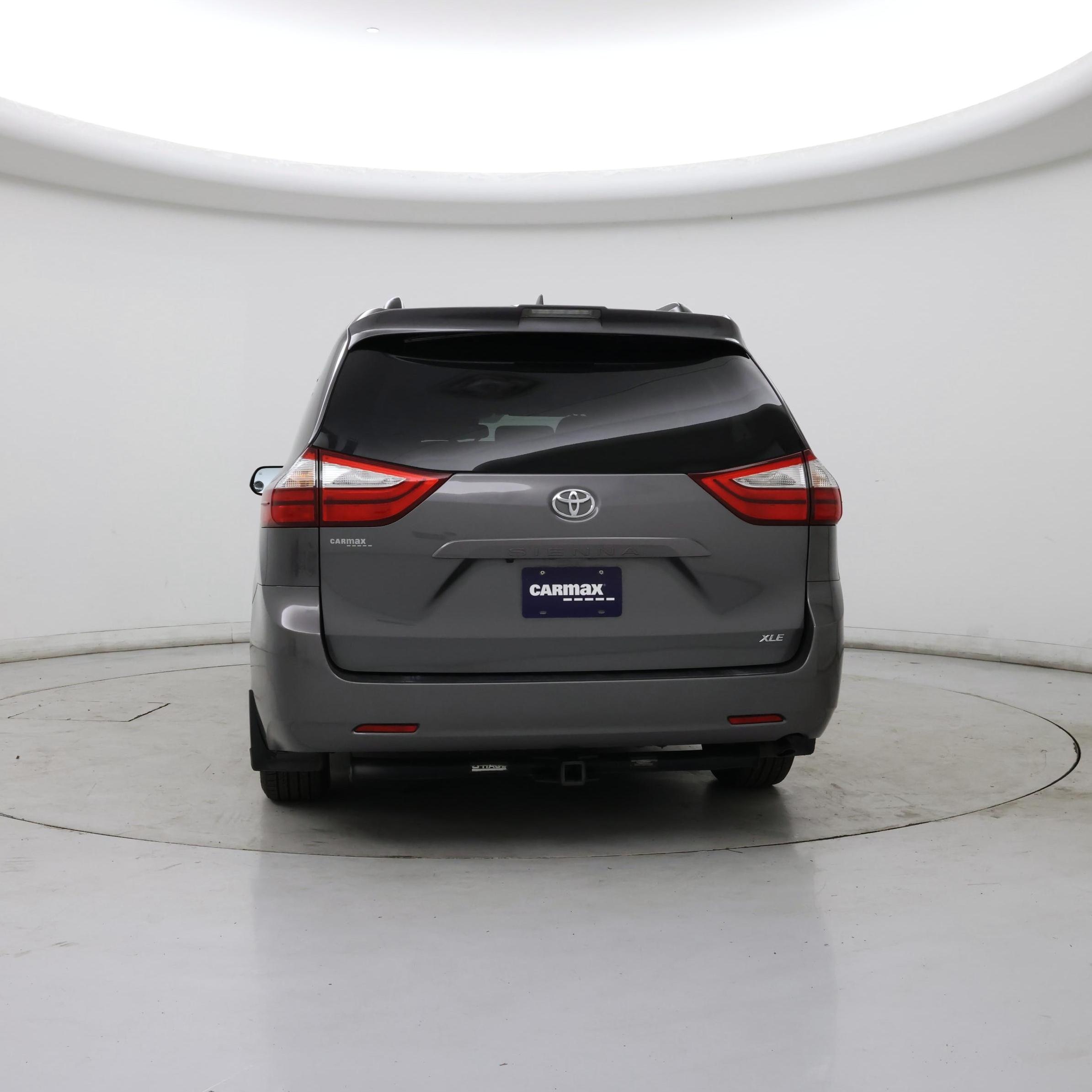 Thumbnail: 2018 Toyota Sienna - 6