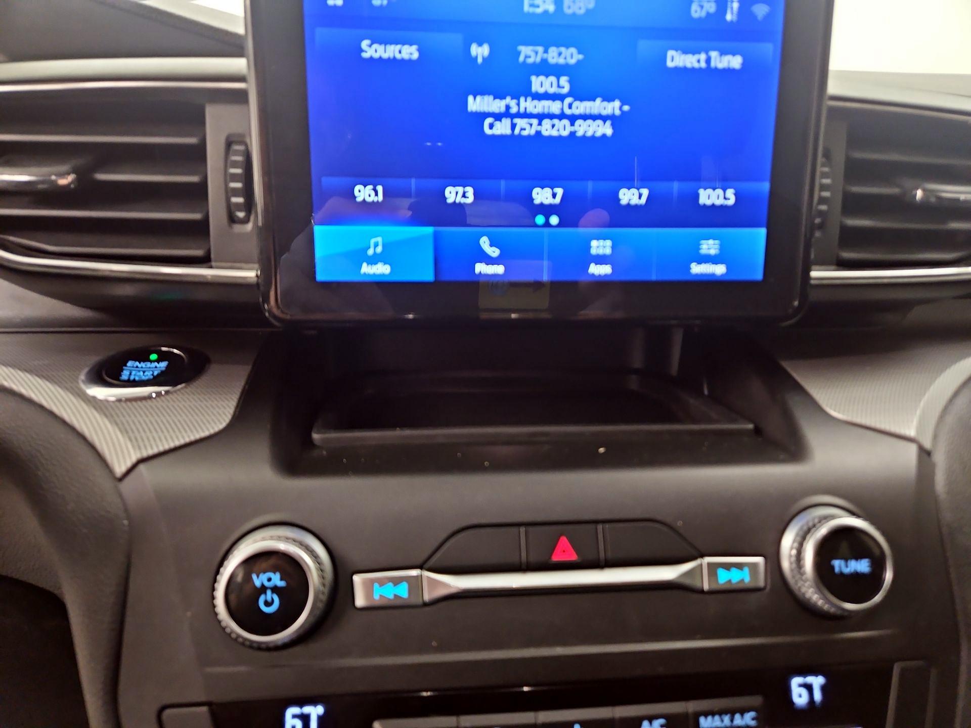 Thumbnail: 2020 Ford Explorer - 15