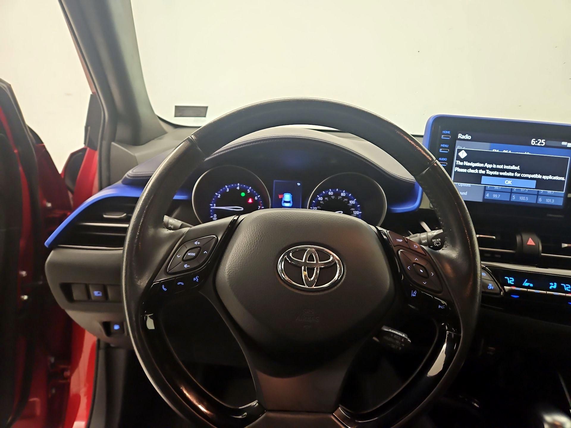 Thumbnail: 2020 Toyota C-HR - 10