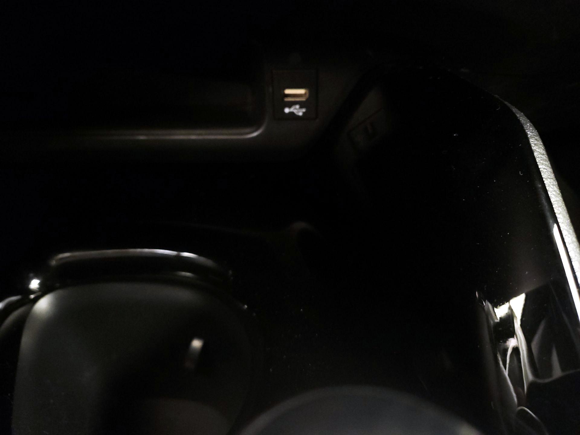 Thumbnail: 2020 Toyota C-HR - 18