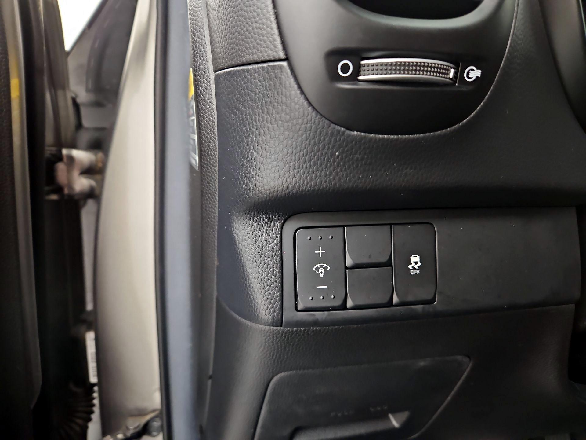 Thumbnail: 2014 Kia Soul - 13