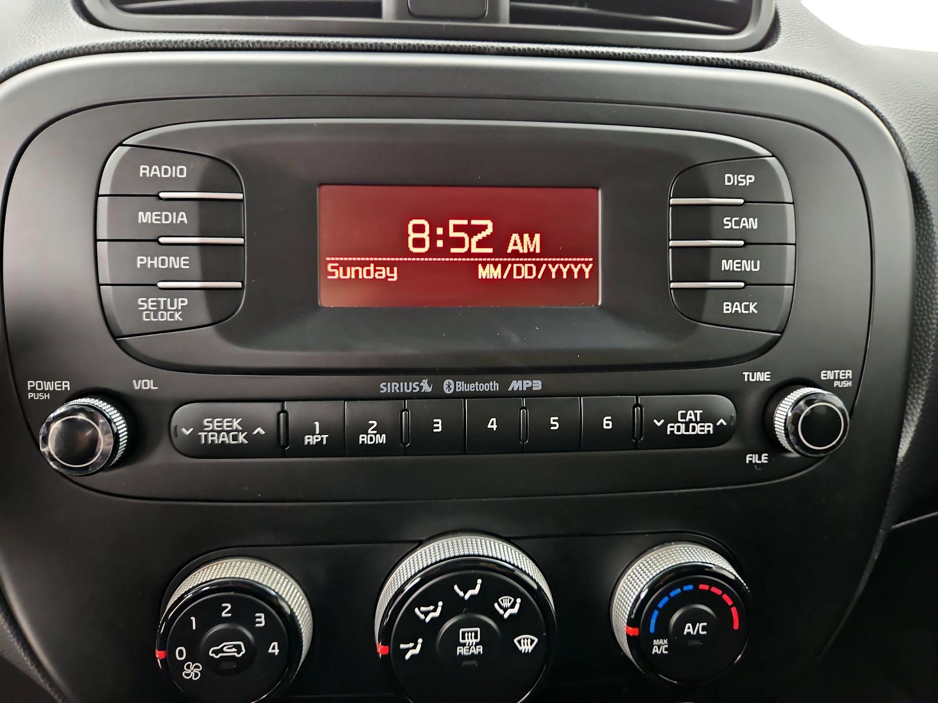 Thumbnail: 2014 Kia Soul - 14